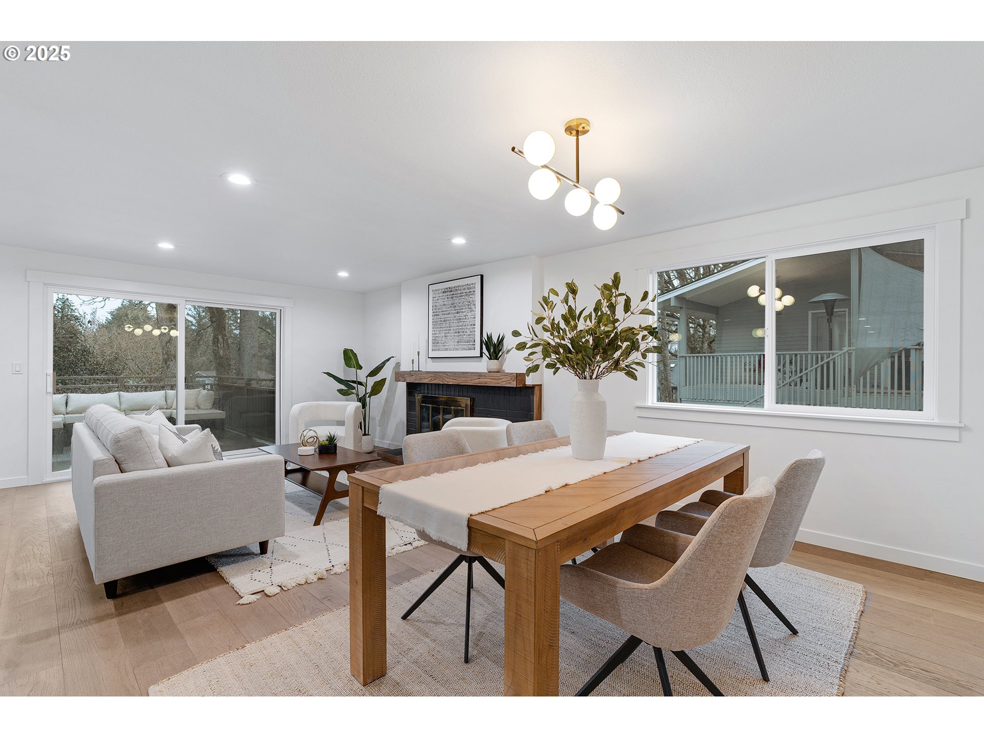 15190 NW OAKHILLS DR