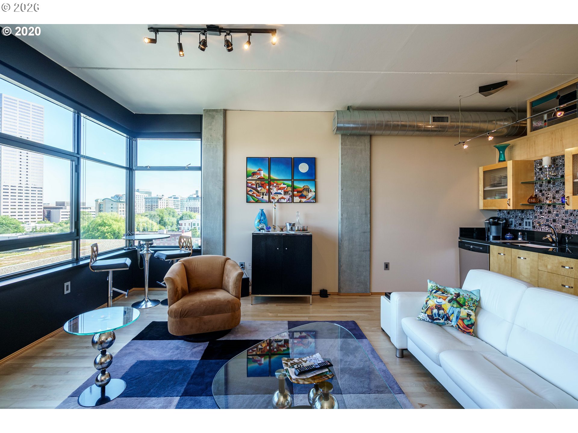 333 NW 9TH AVE 1011