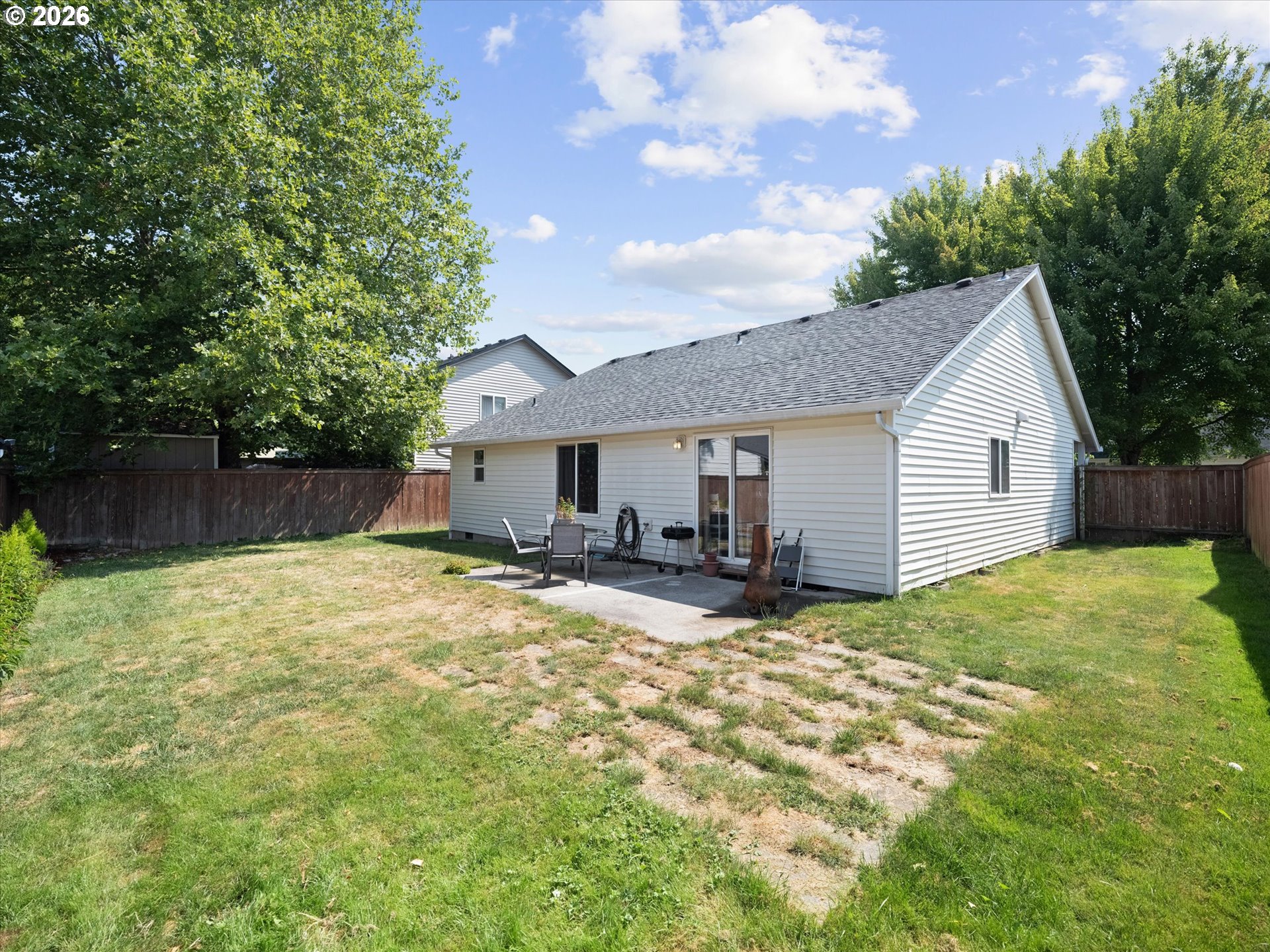 1506 NE 18TH AVE