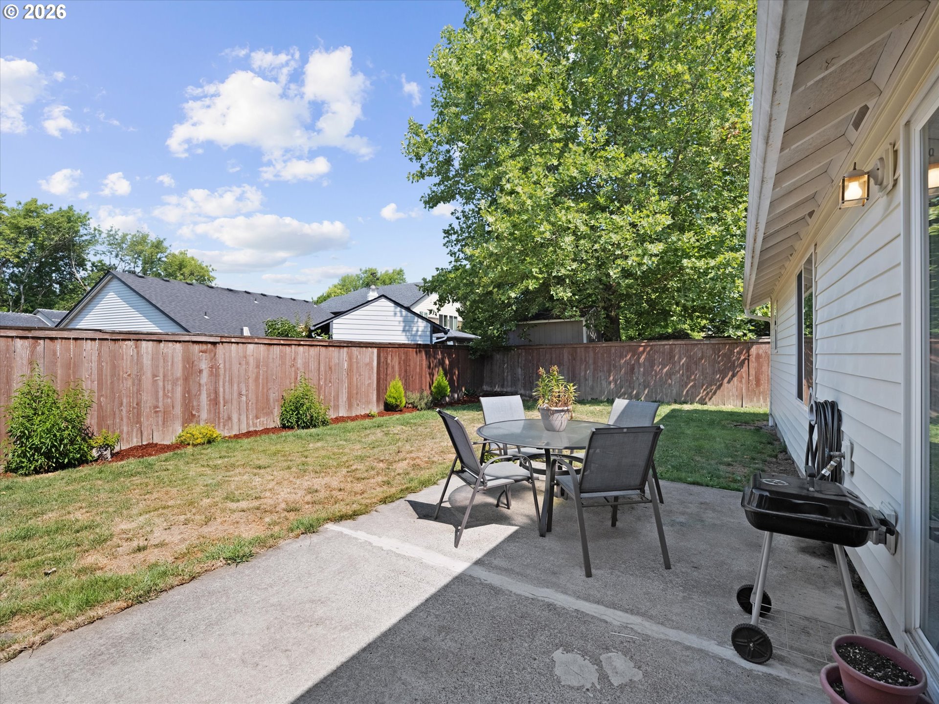 1506 NE 18TH AVE