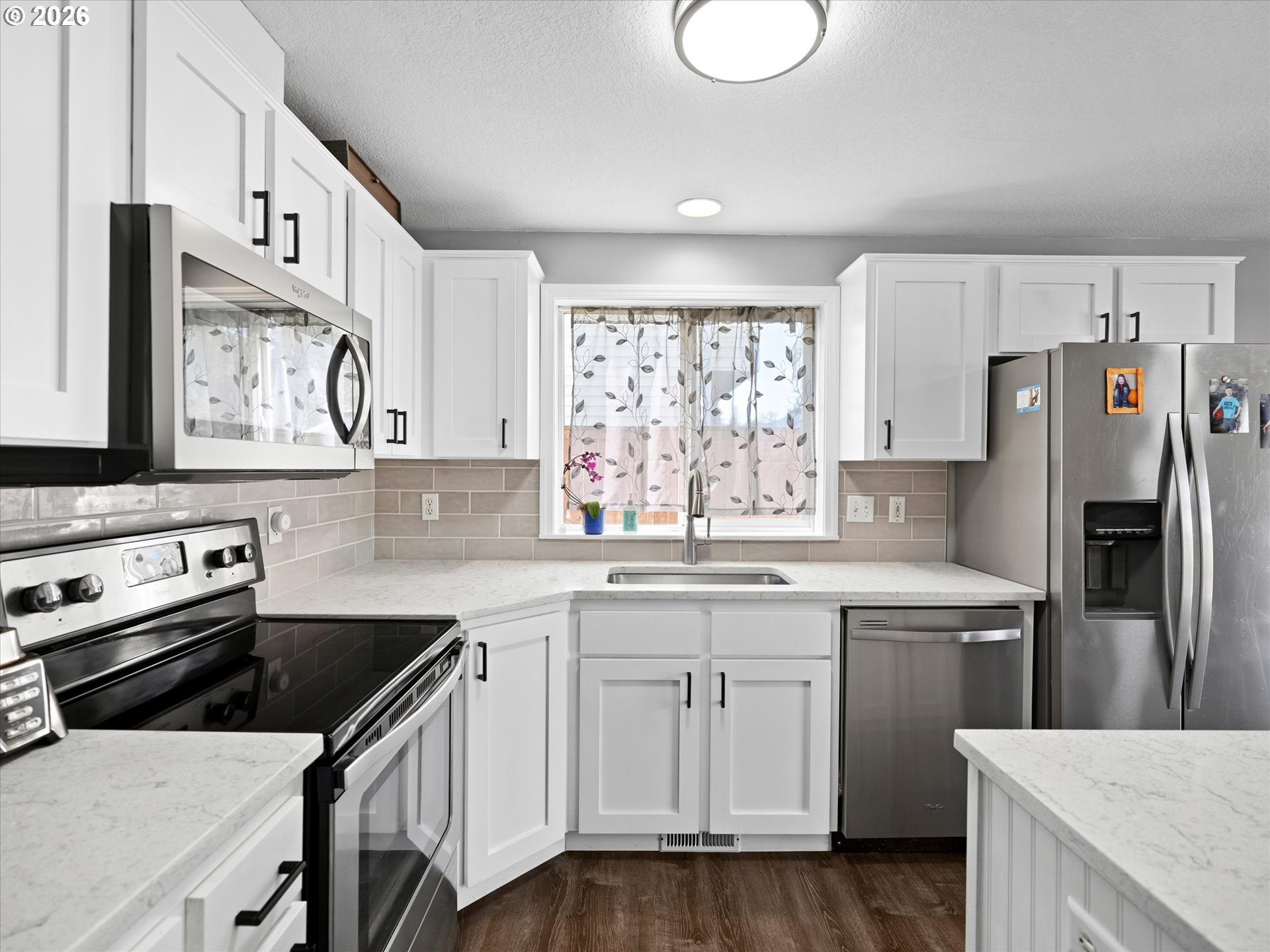 1506 NE 18TH AVE