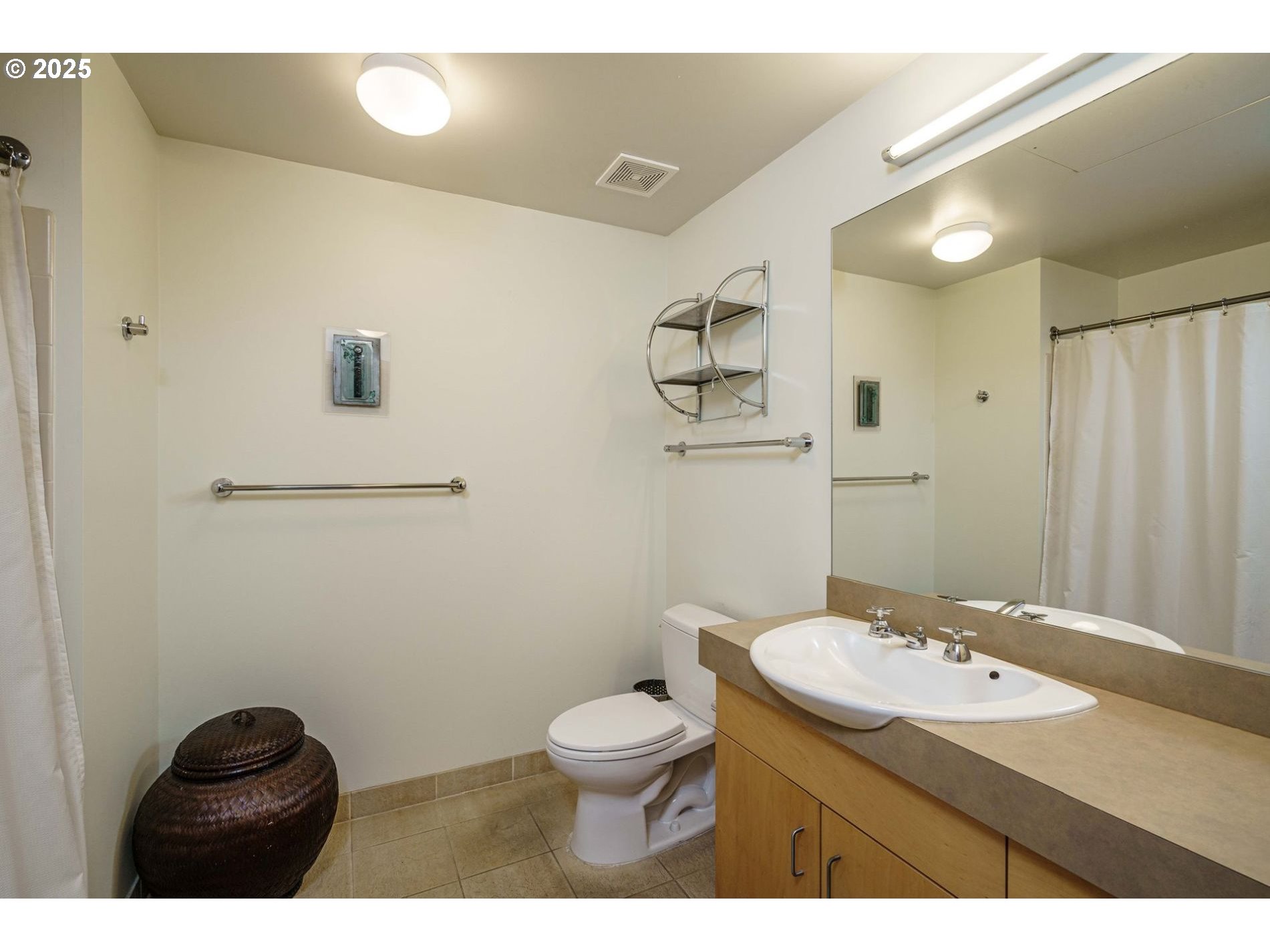 821 NW 11TH AVE 307