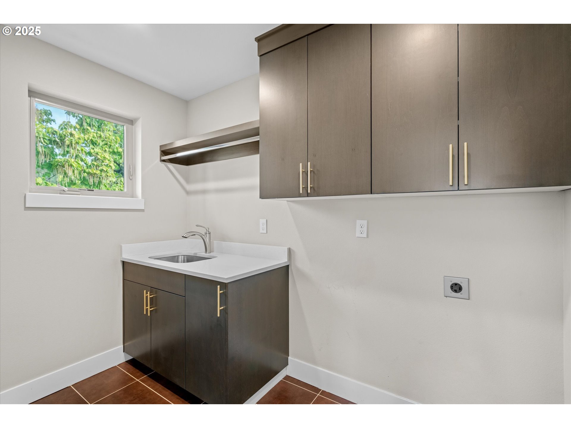 2306 SE CLINTON ST, Portland