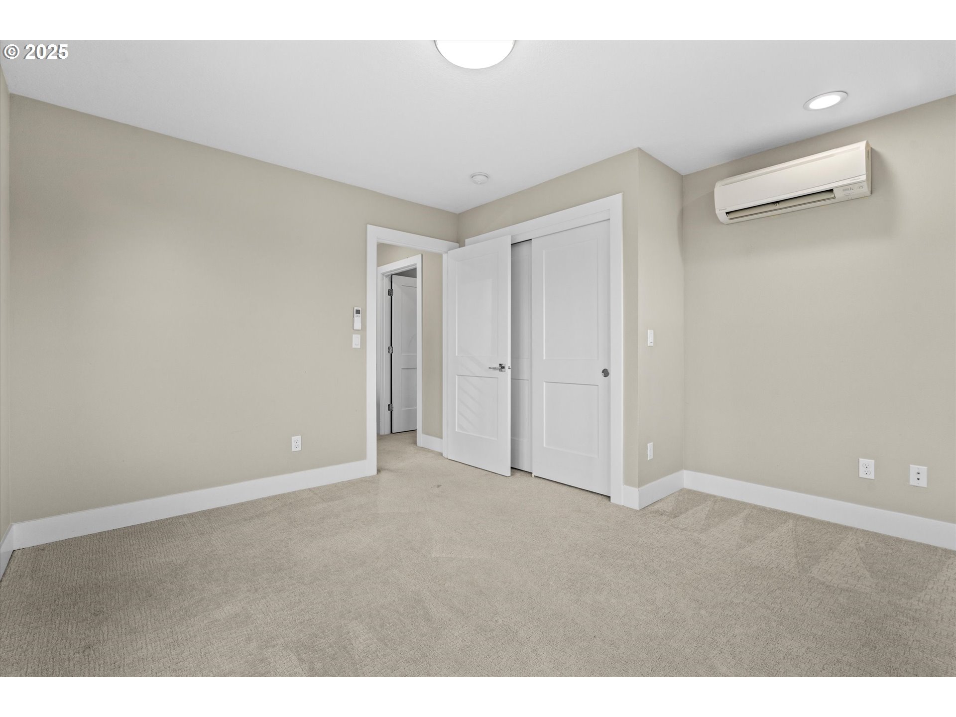 2306 SE CLINTON ST, Portland