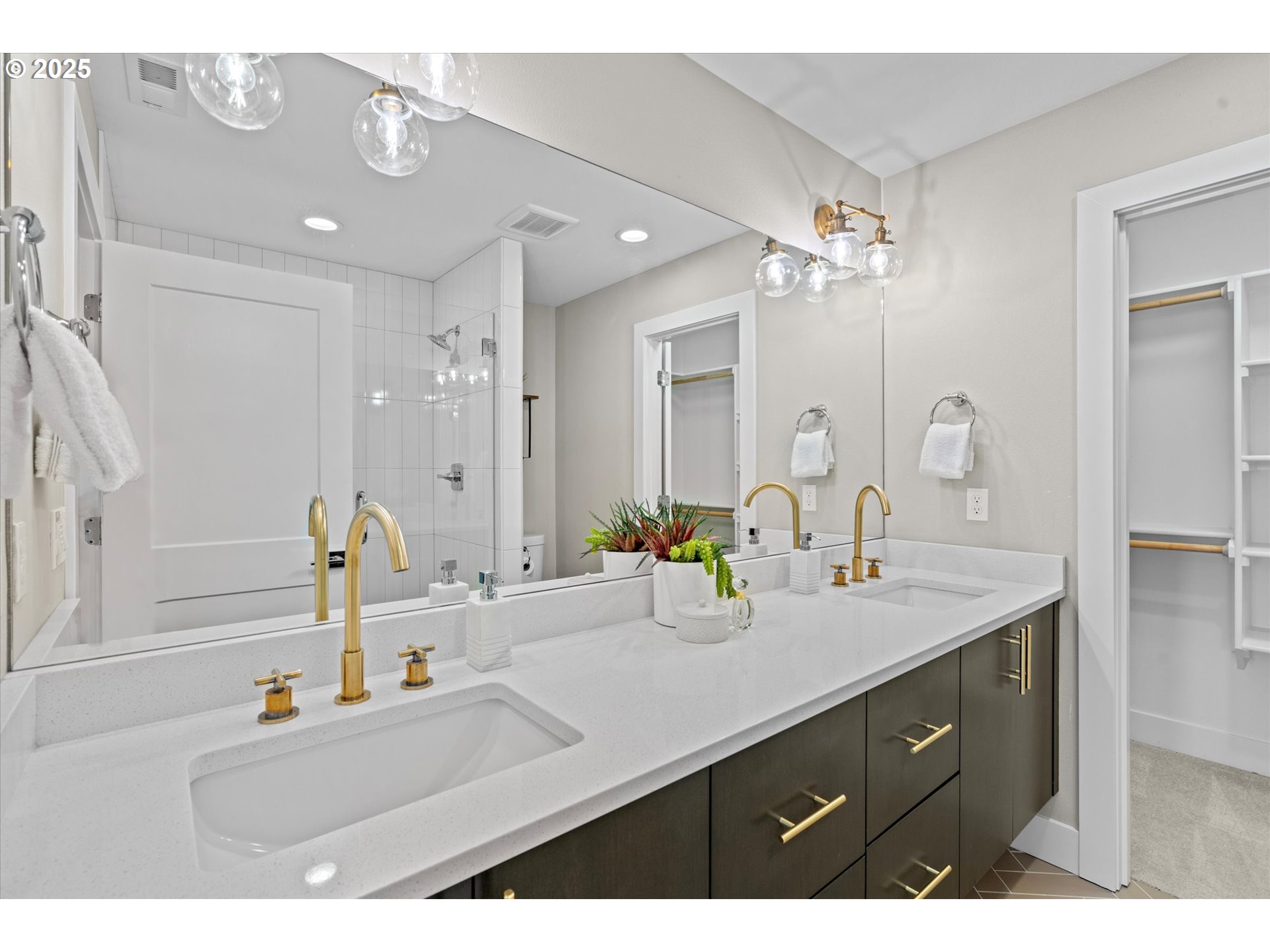 2306 SE CLINTON ST, Portland