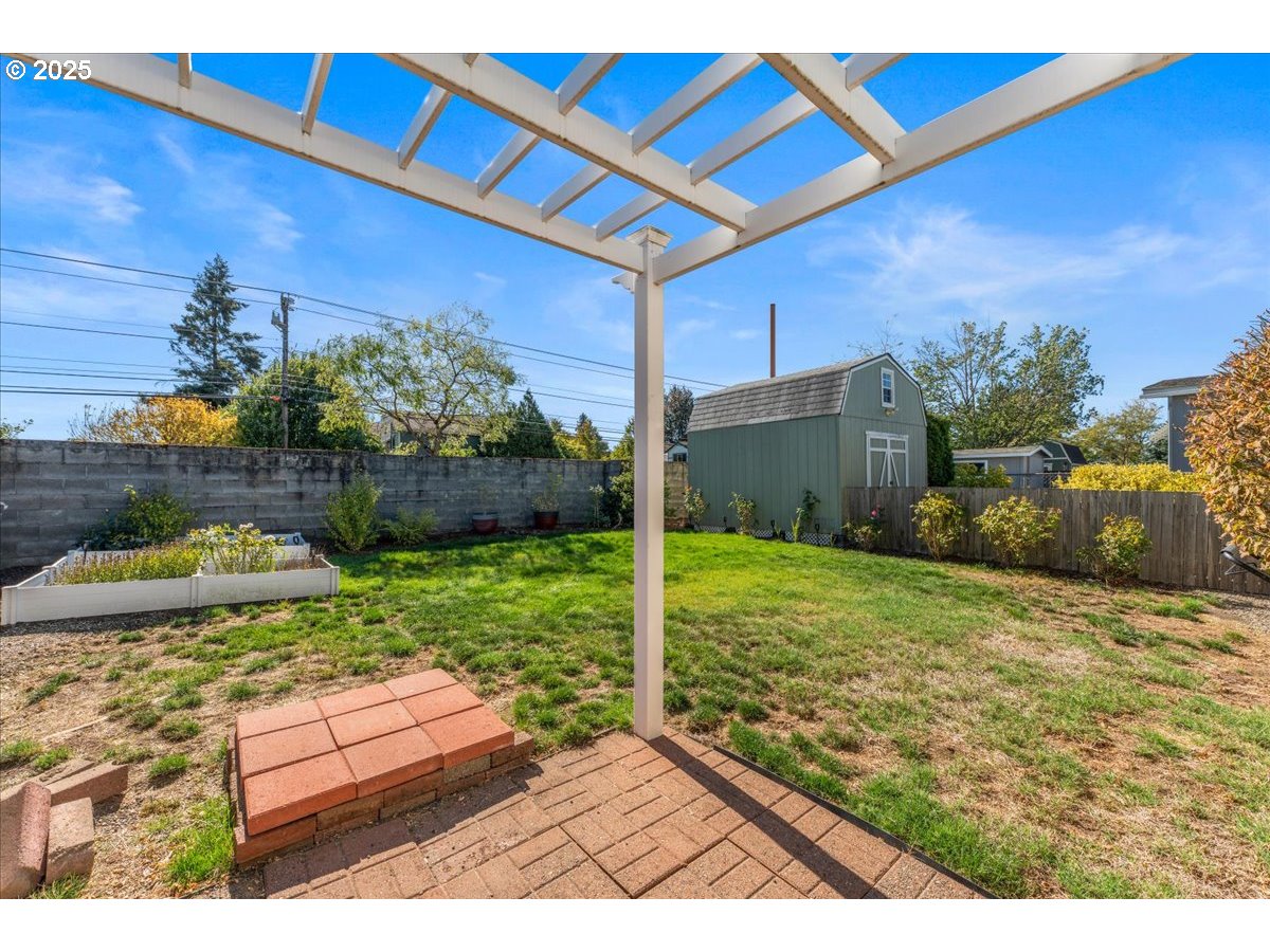 7455 SE KING RD 11