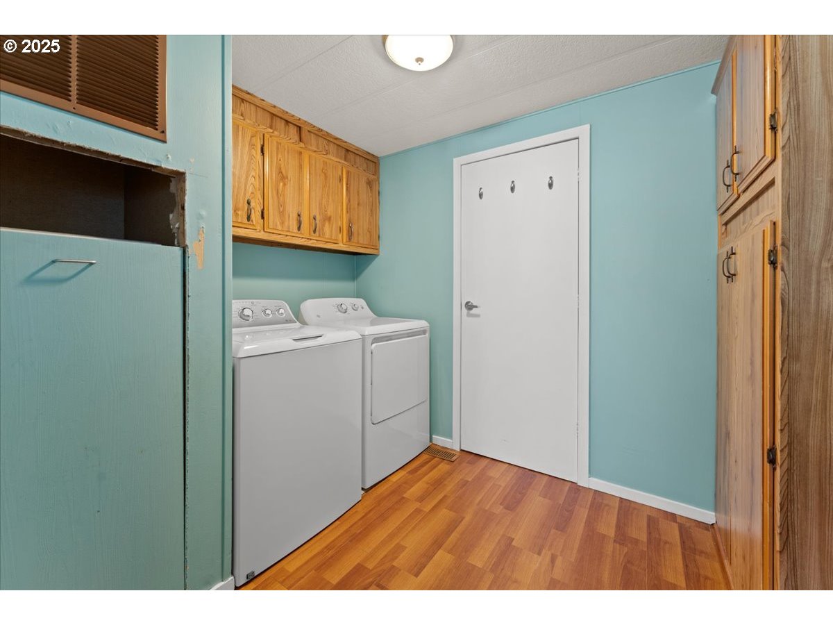 7455 SE KING RD 11