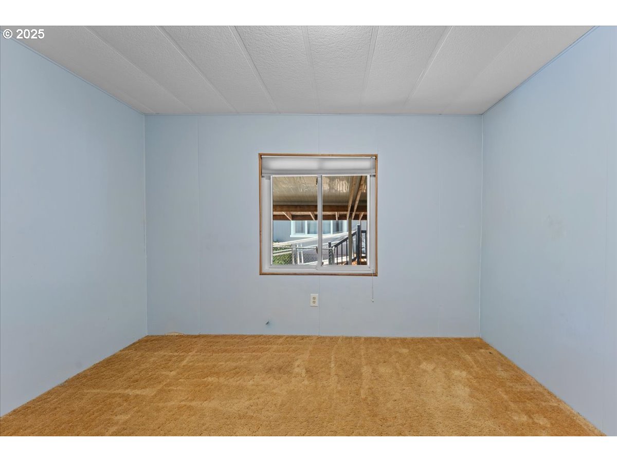 7455 SE KING RD 11