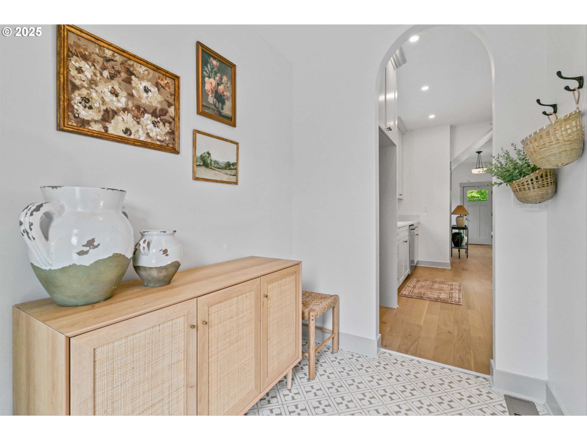 625 NE 69TH AVE