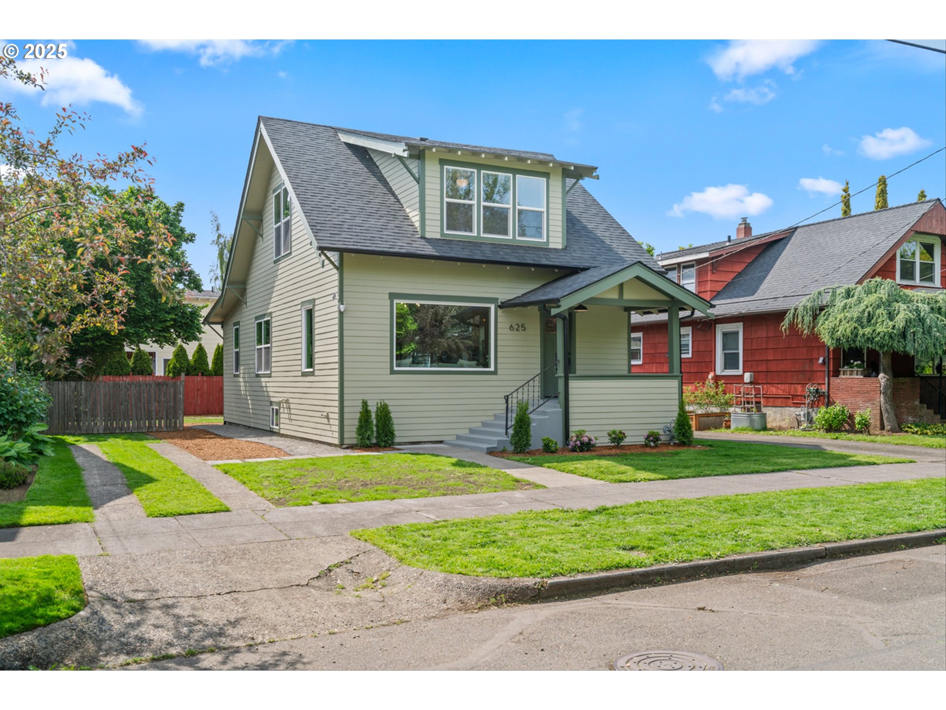 625 NE 69TH AVE