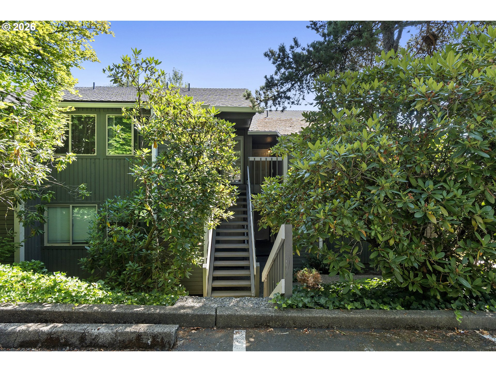 44 EAGLE CREST DR 19