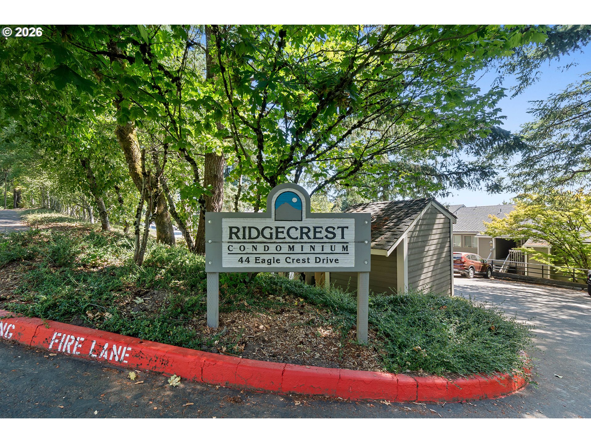 44 EAGLE CREST DR 19