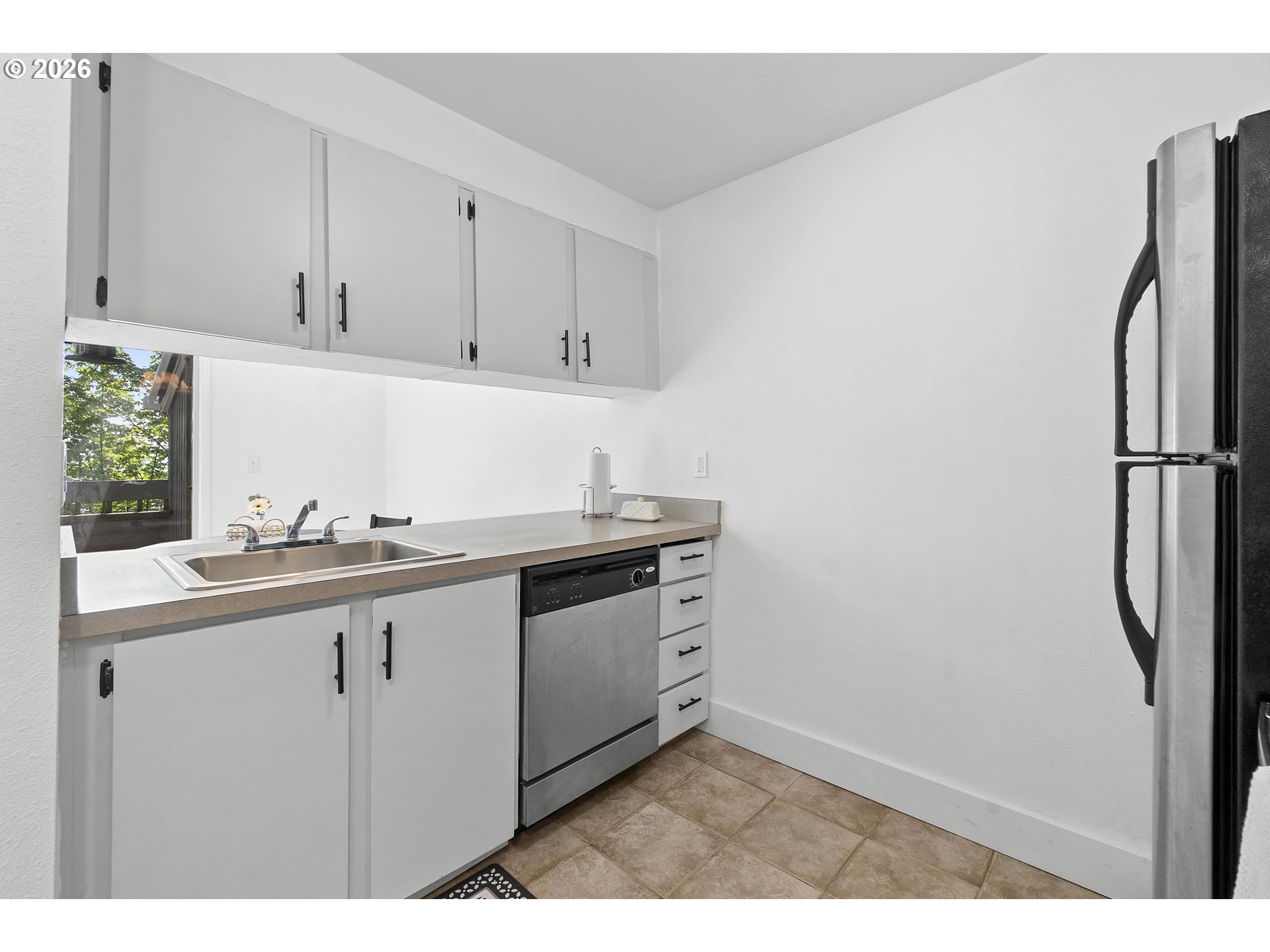 44 EAGLE CREST DR 19