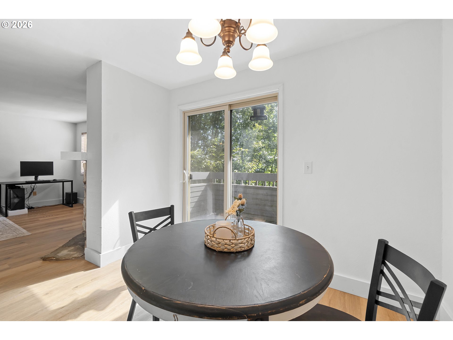 44 EAGLE CREST DR 19