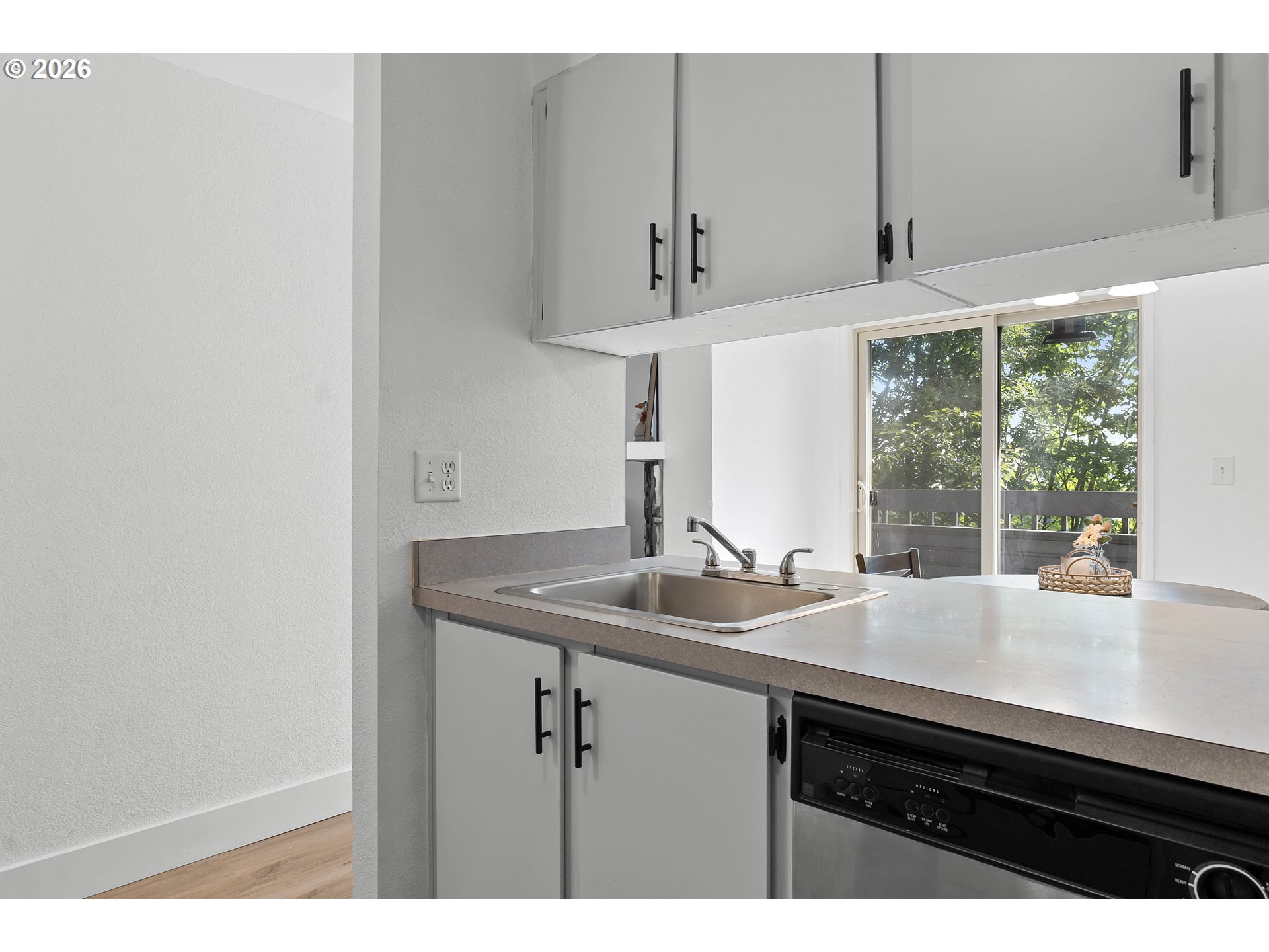 44 EAGLE CREST DR 19