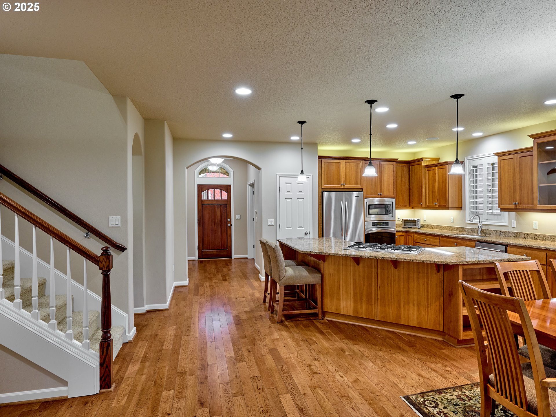 429 TURNBERRY AVE