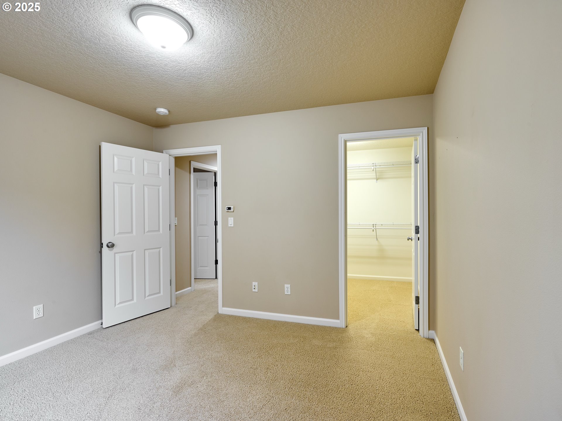 429 TURNBERRY AVE