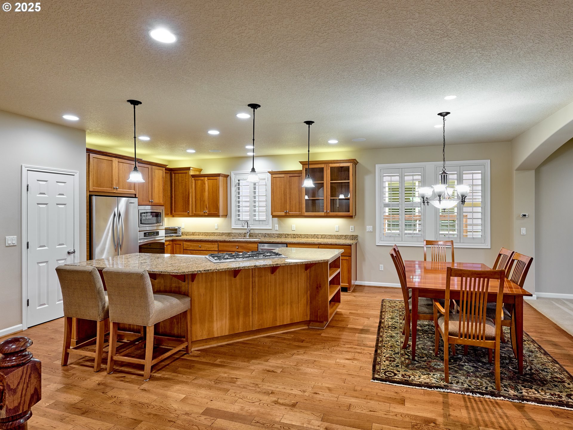429 TURNBERRY AVE