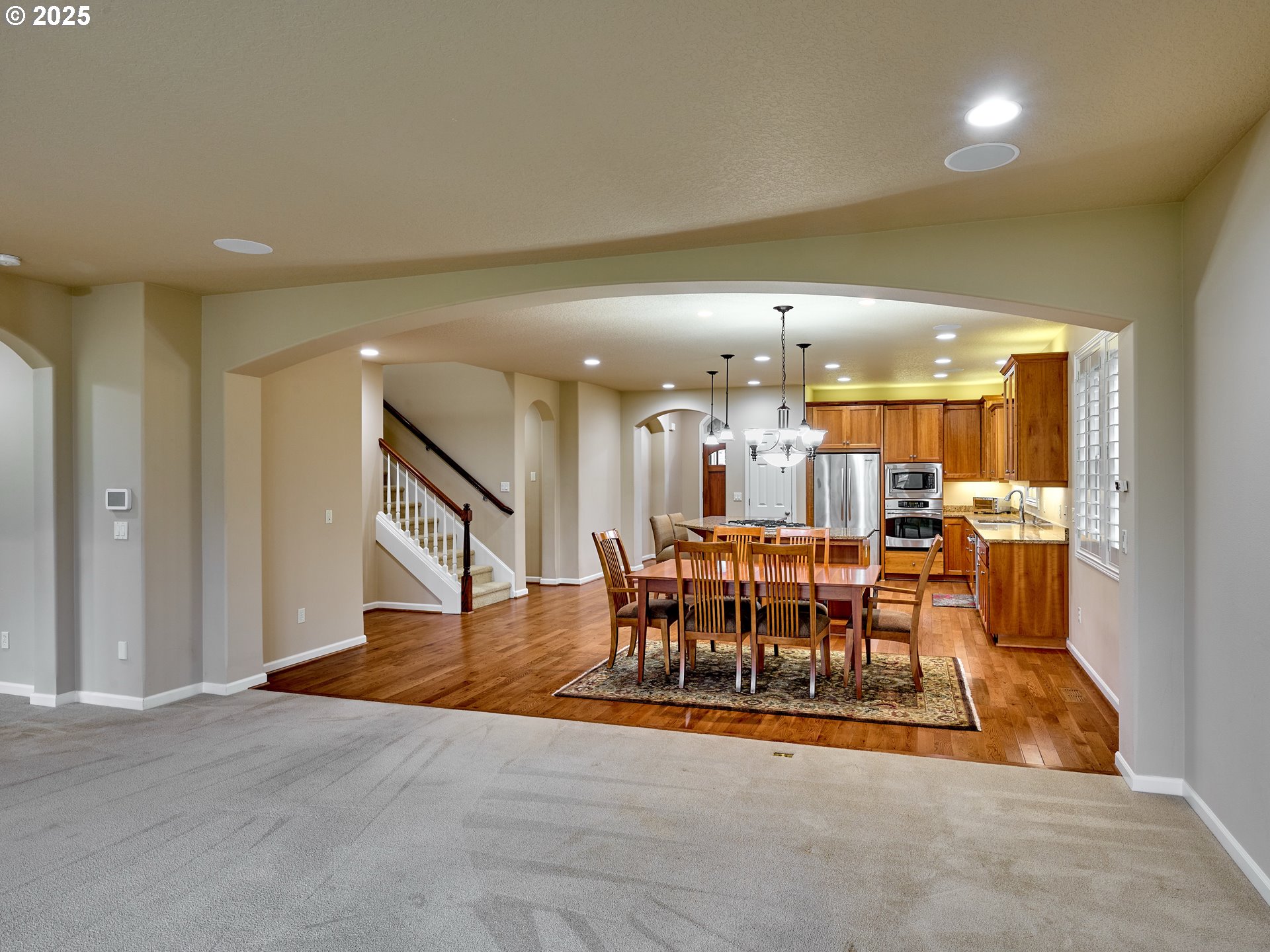 429 TURNBERRY AVE