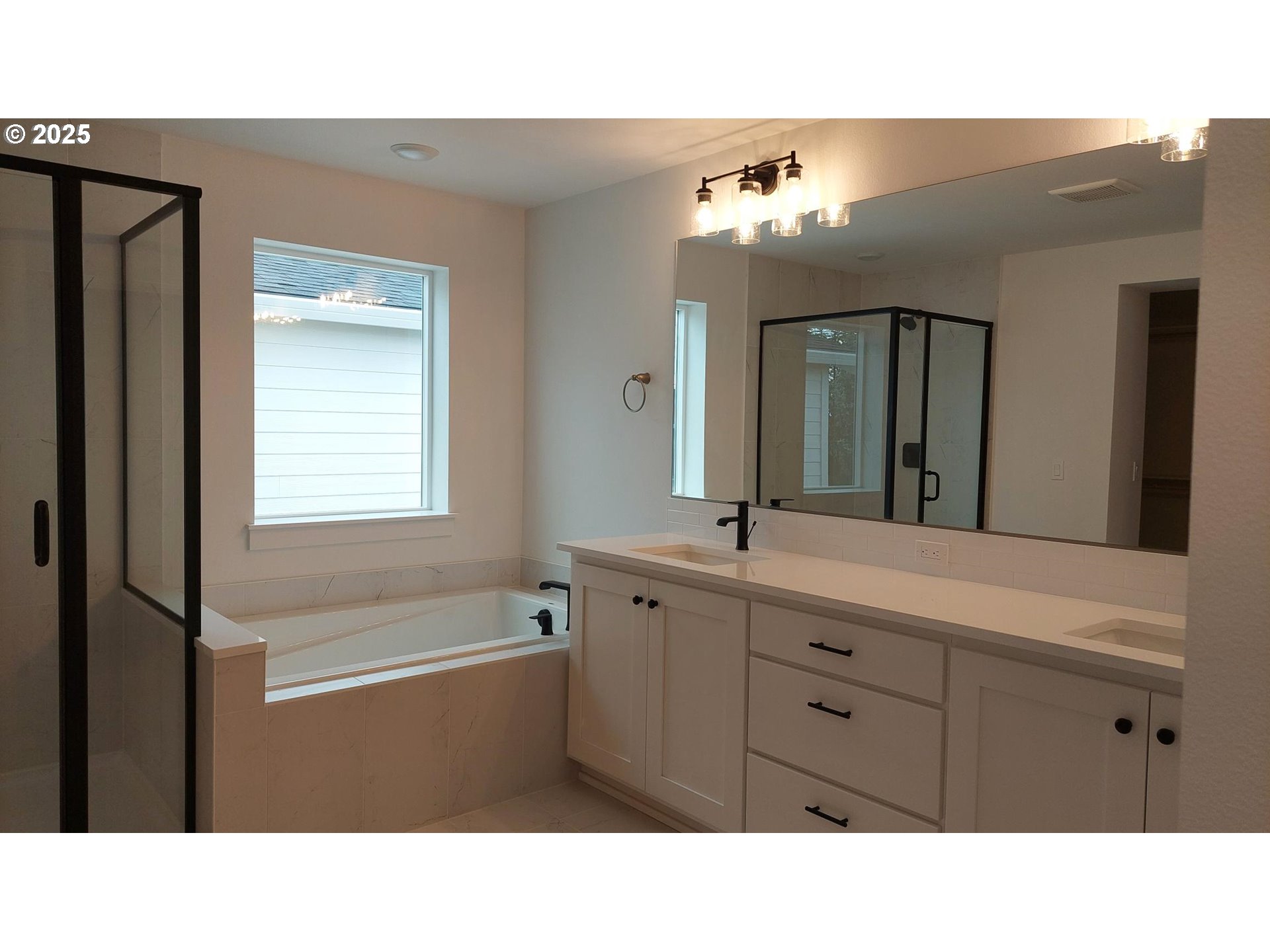 15124 SW Huntwood