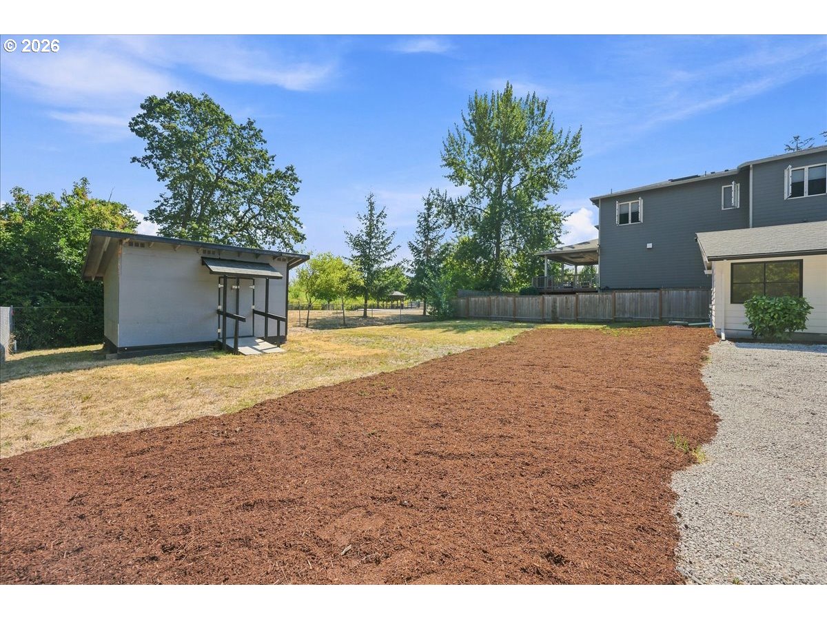 5520 SW MENLO DR