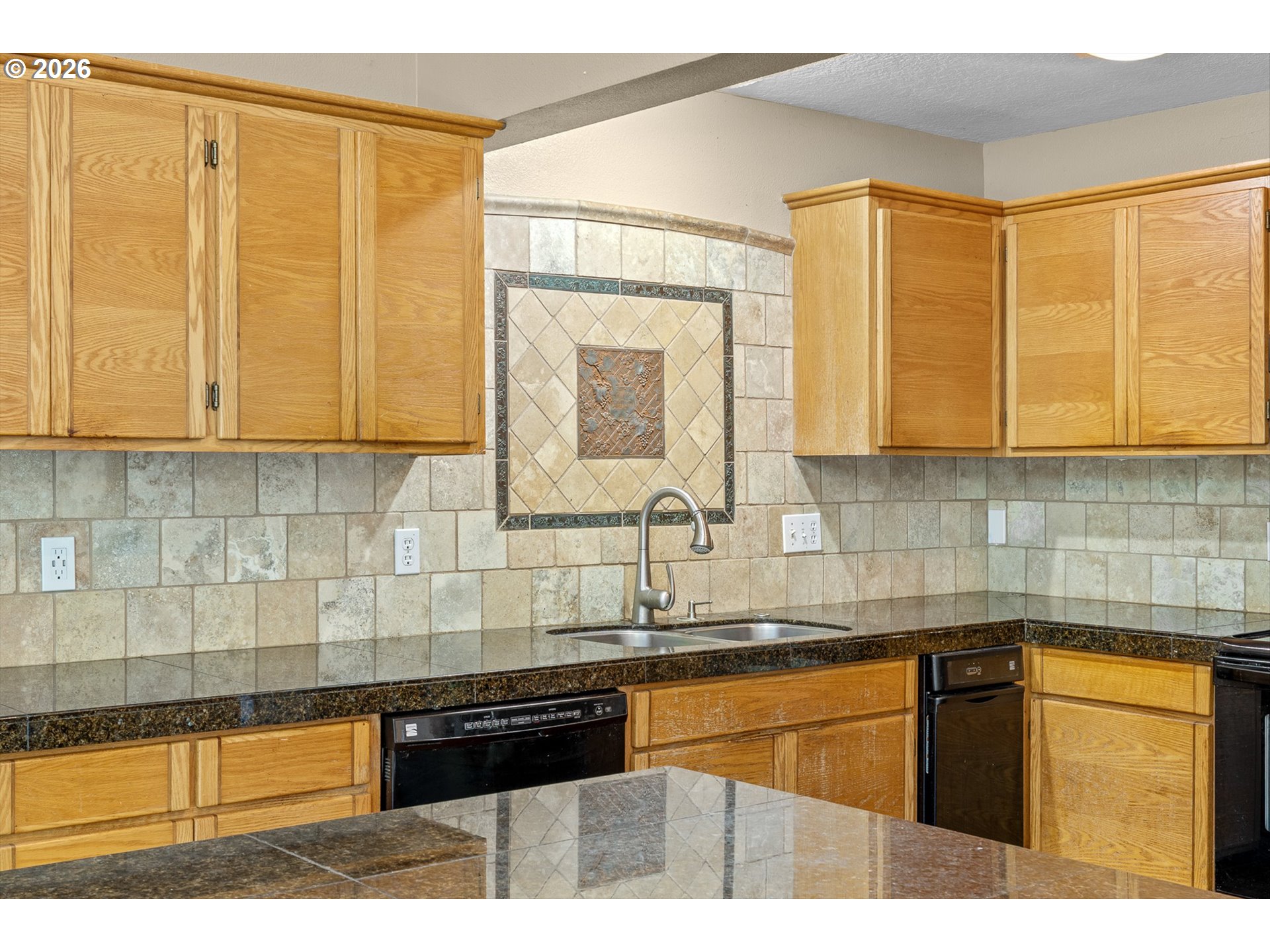 350 NW RIVERPARK PL