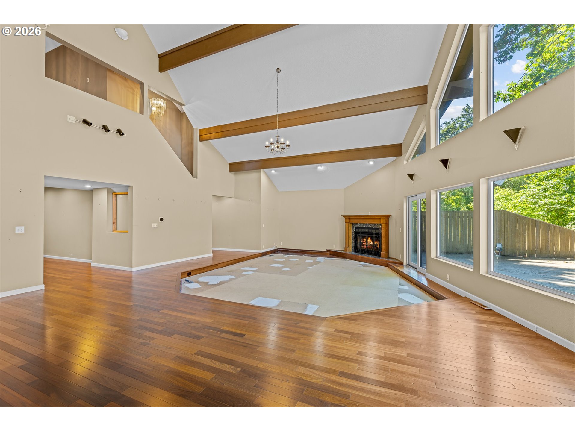 350 NW RIVERPARK PL