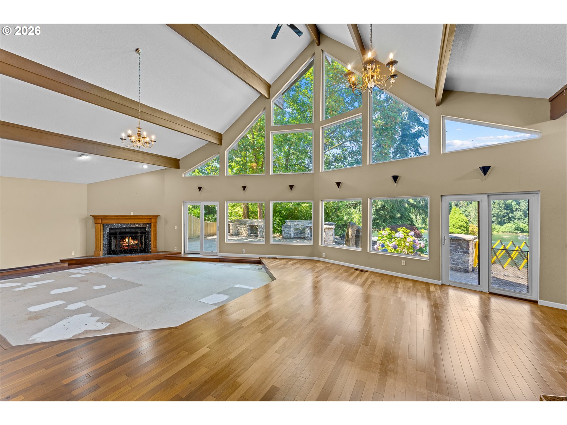 350 NW RIVERPARK PL