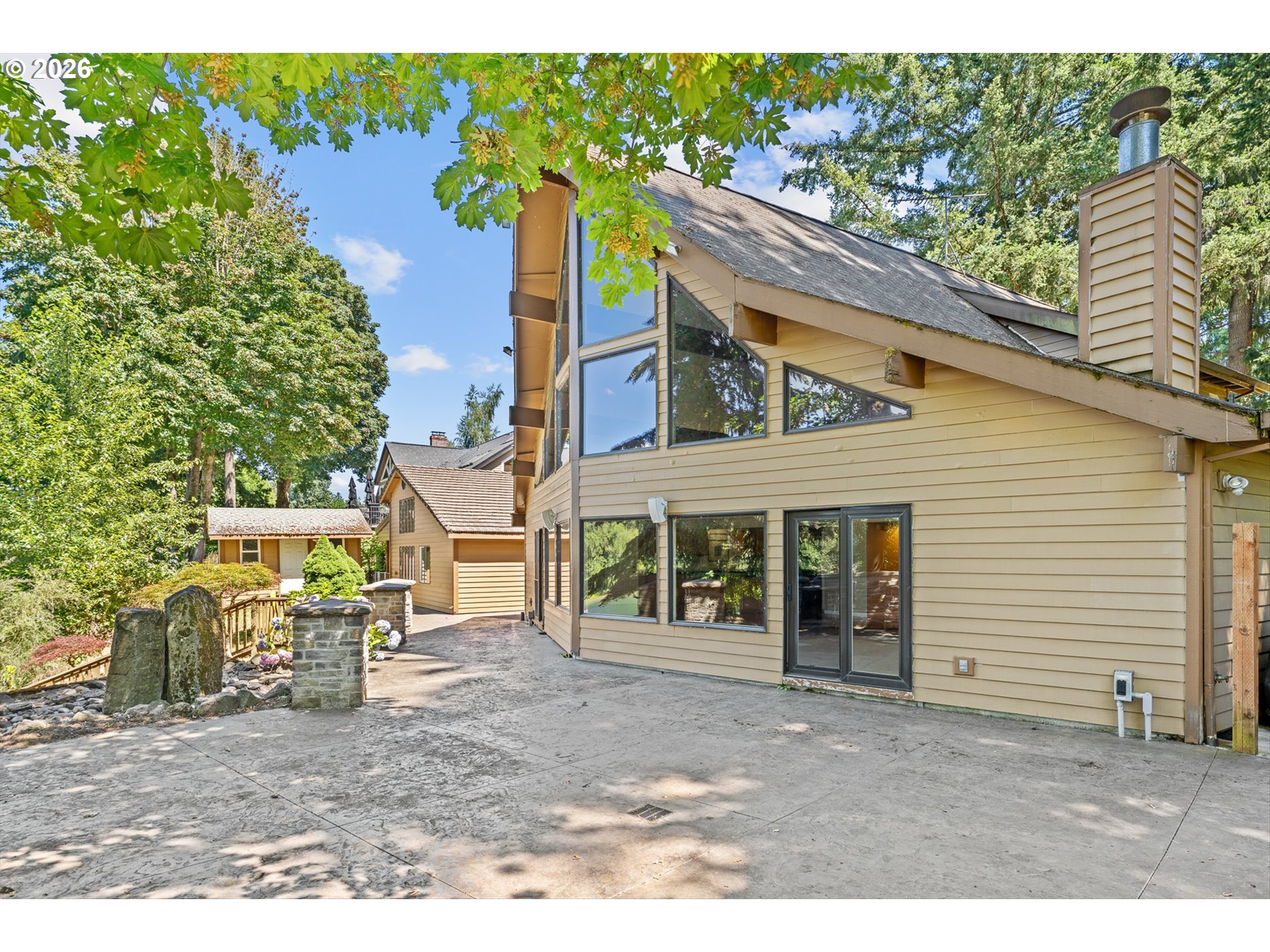 350 NW RIVERPARK PL