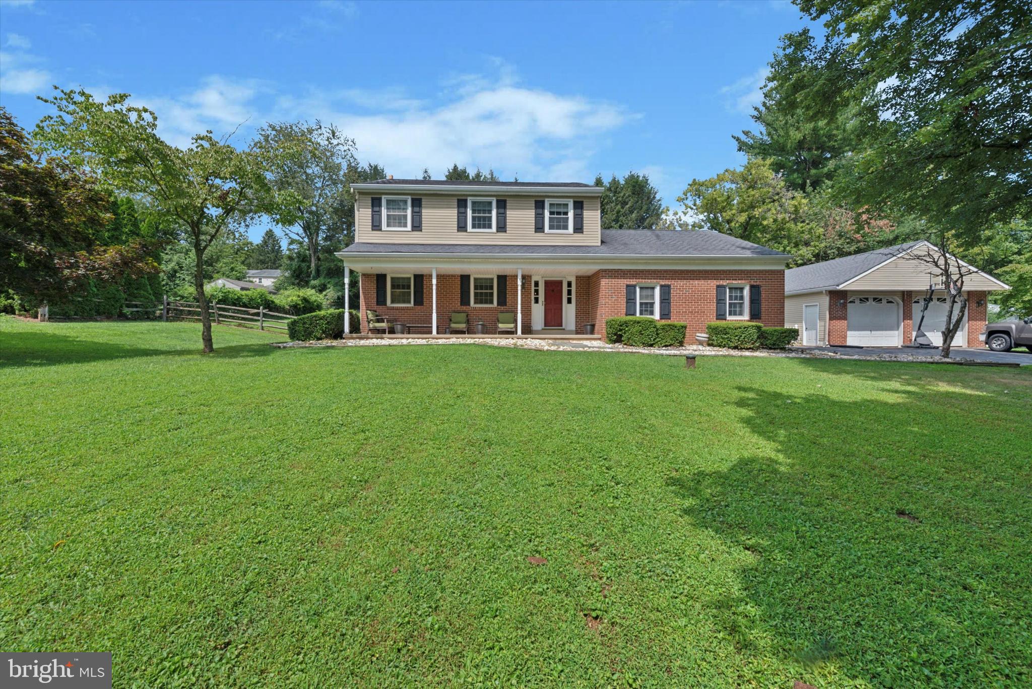 1559 WASHINGTON LANE