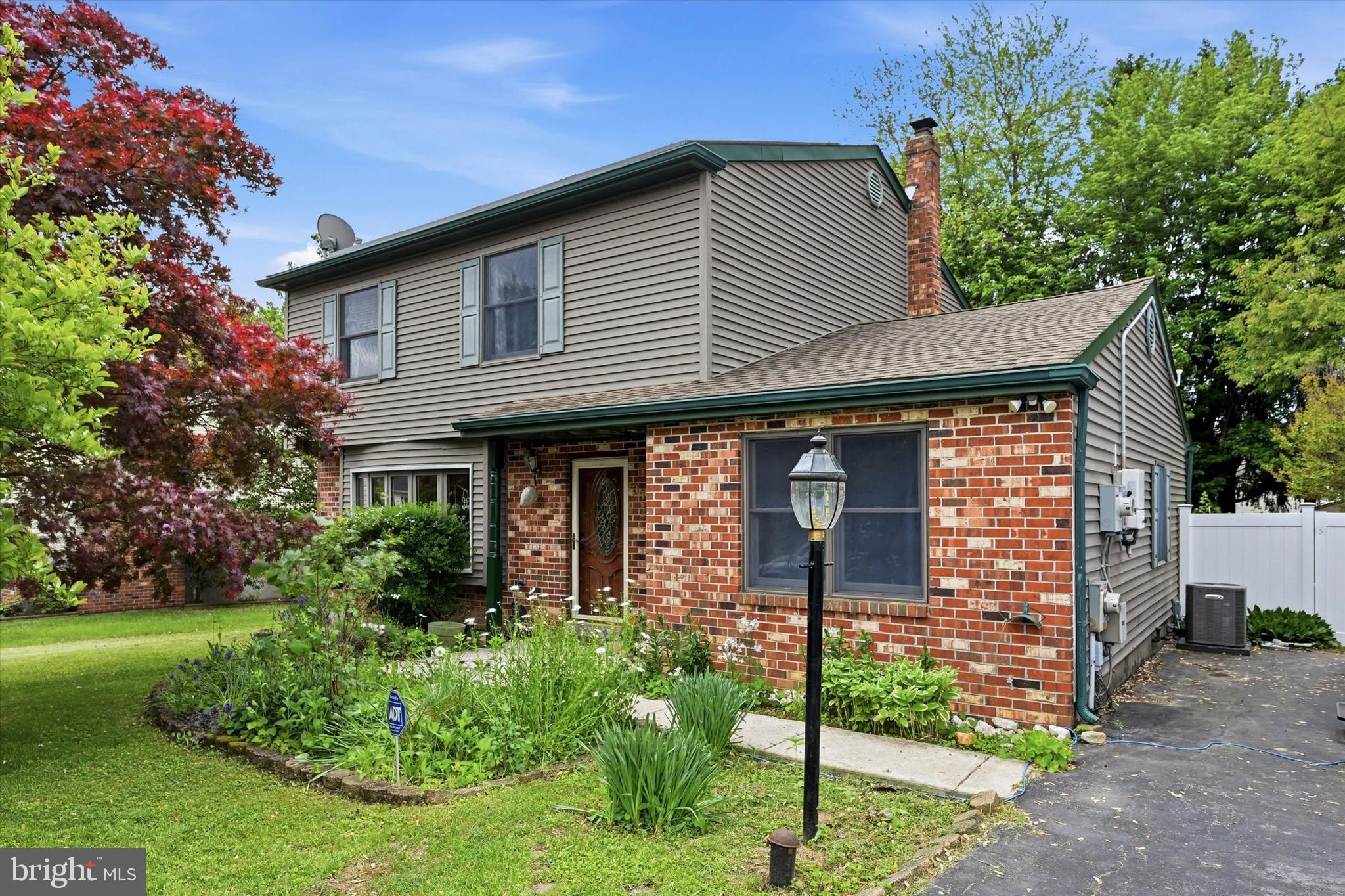 319 WILLOWBROOK ROAD