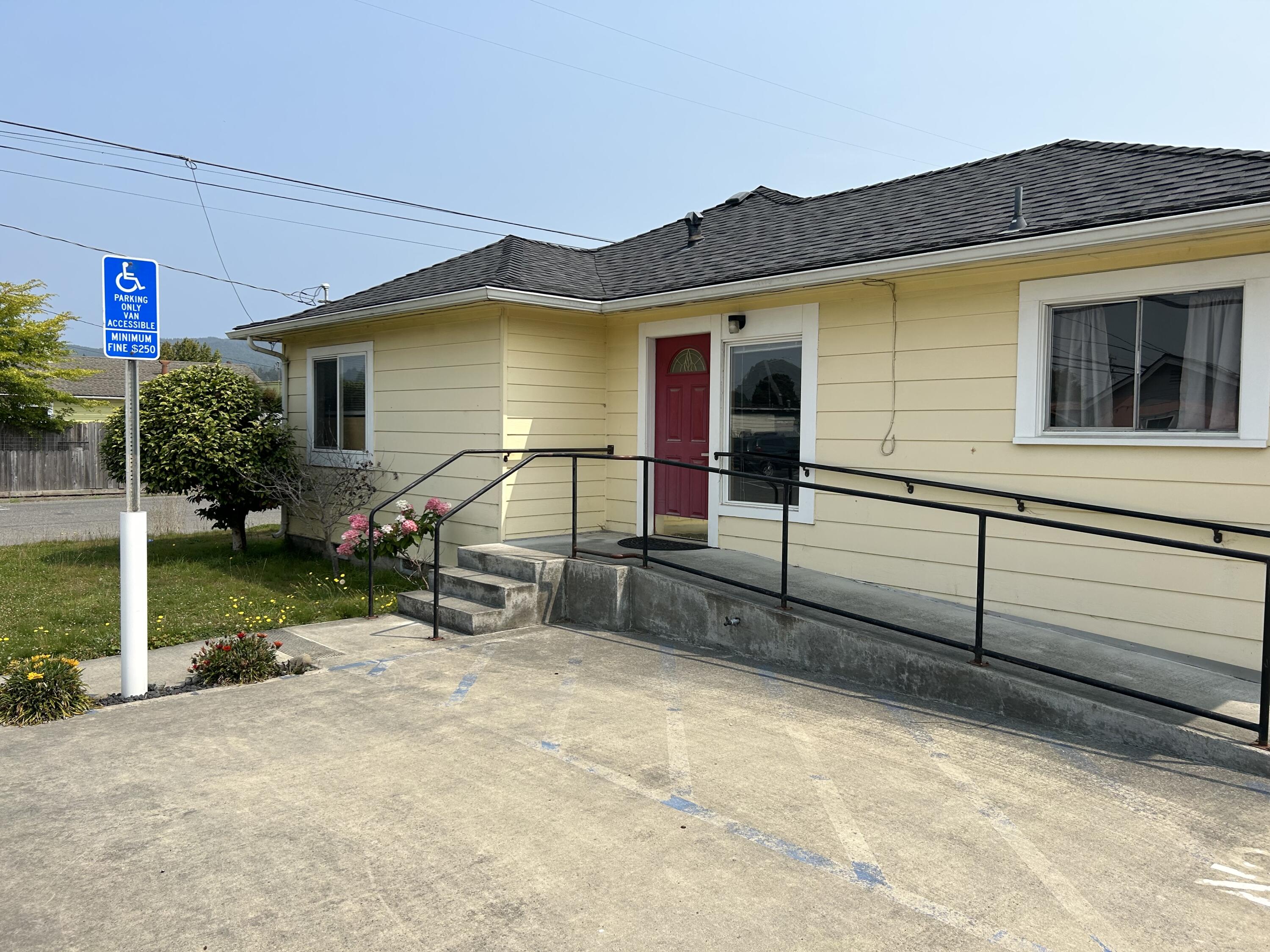 609 Summer Street, 002