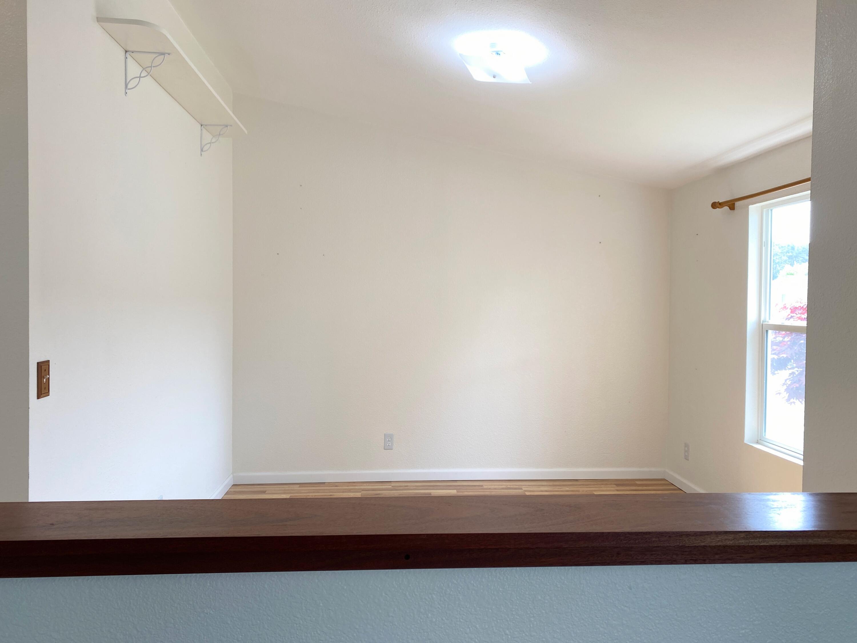 4916 Airstream Avenue, 11