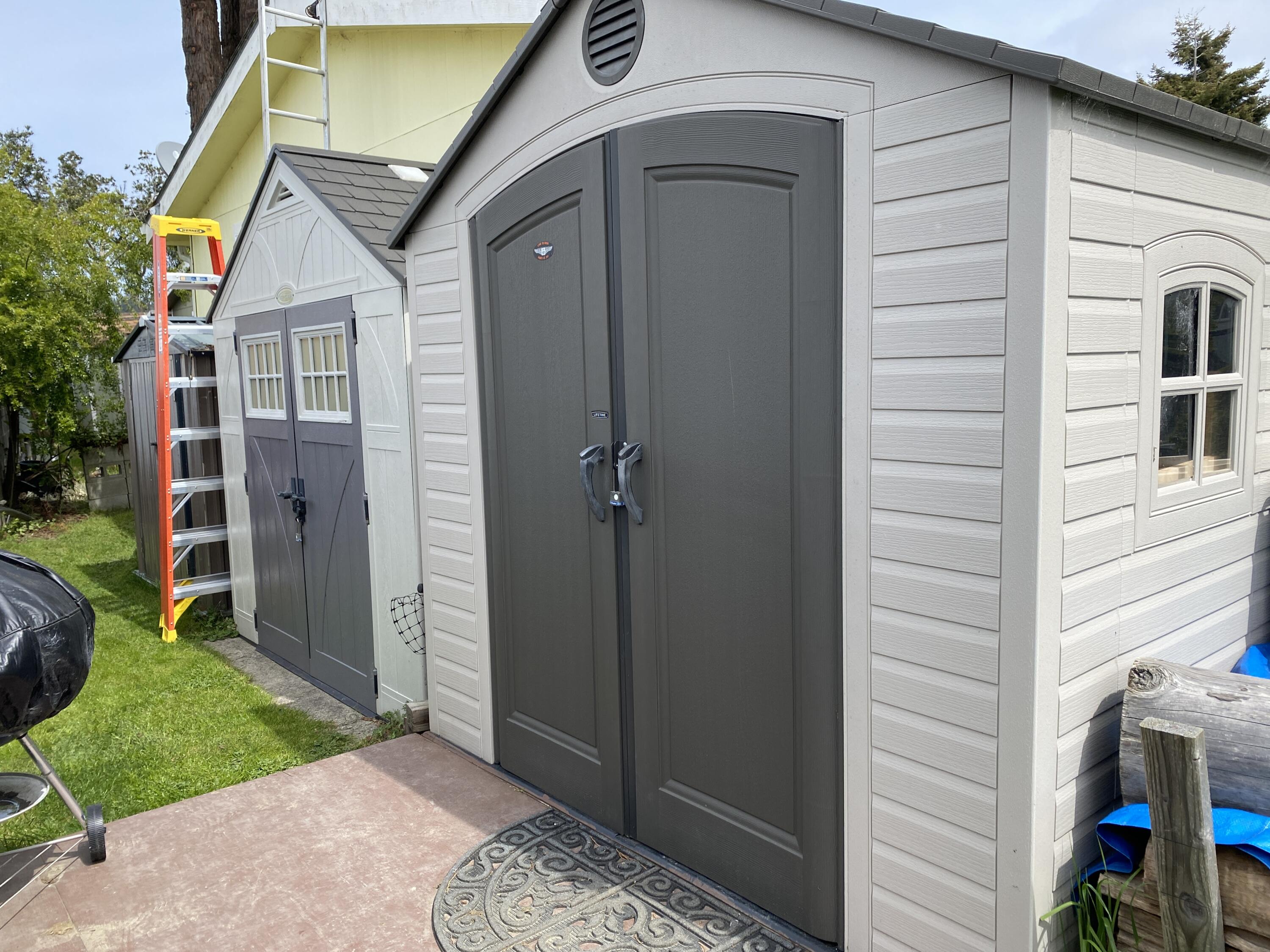 4916 Airstream Avenue, 11