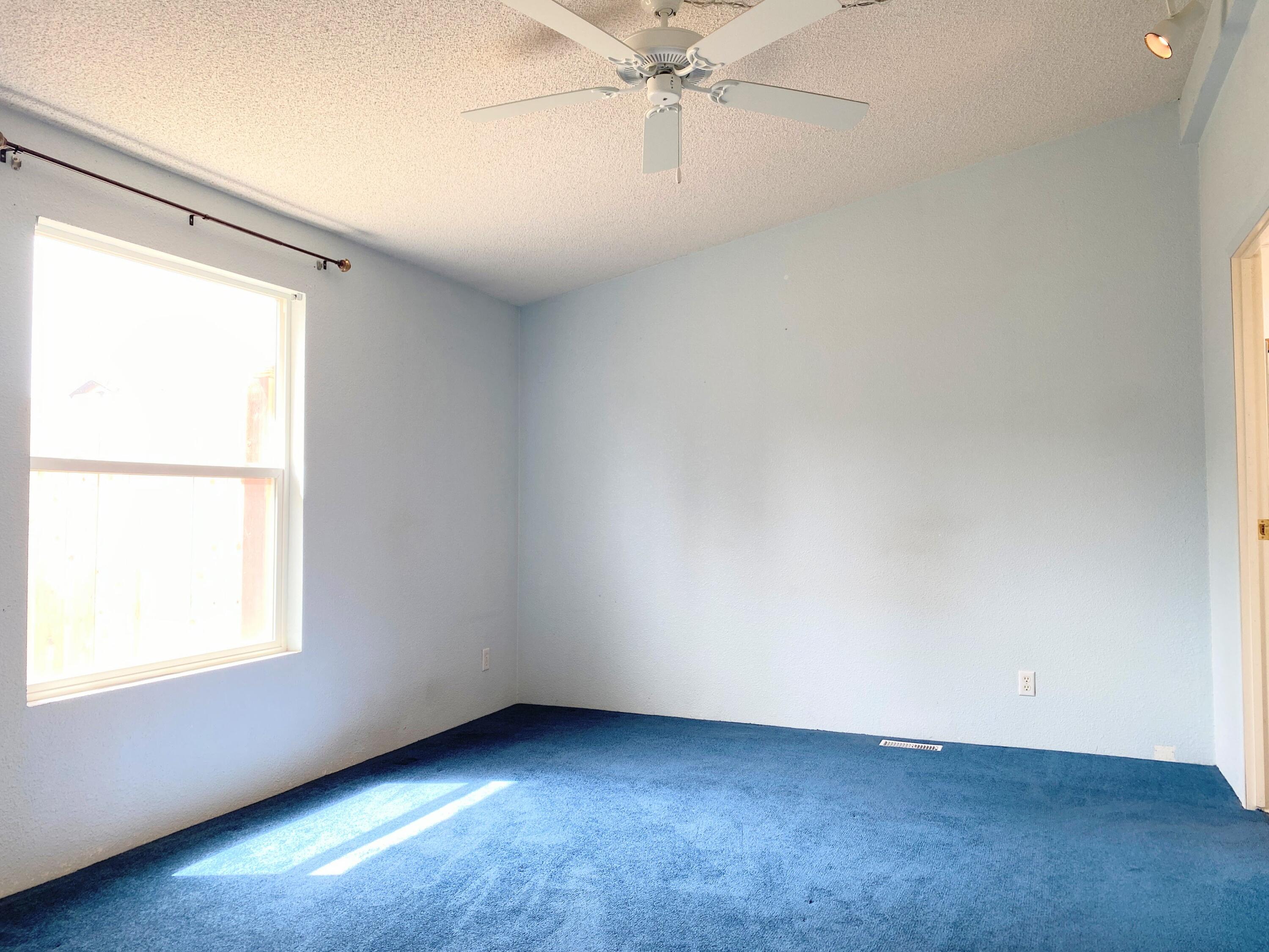 4916 Airstream Avenue, 11