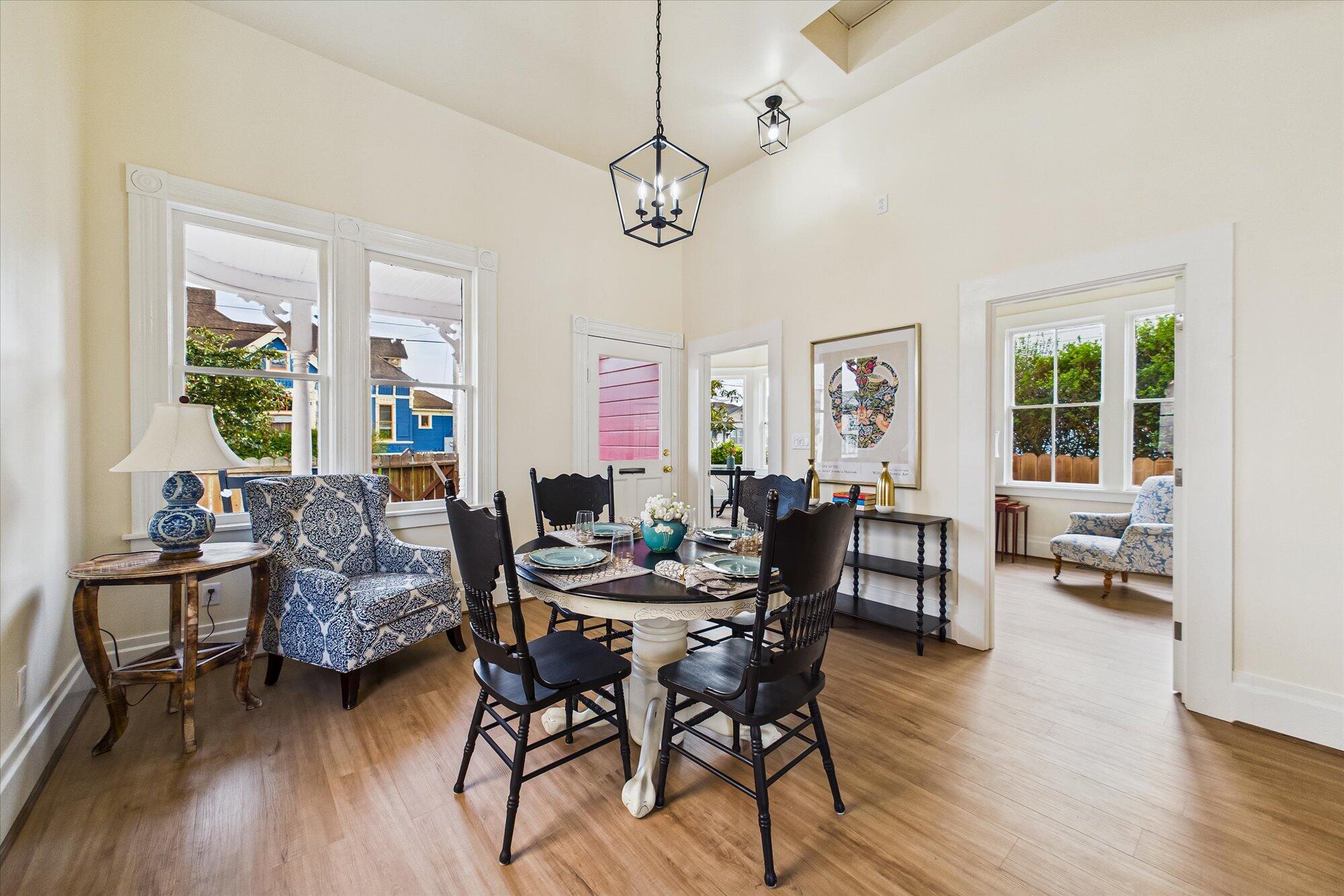 1431 6th Street