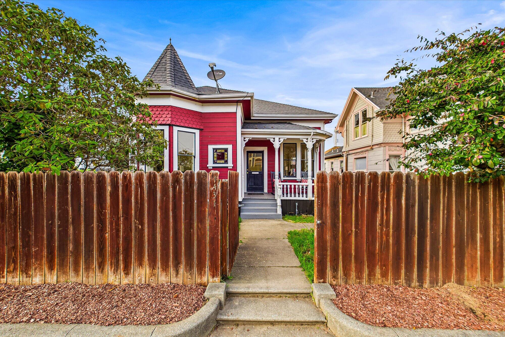 1431 6th Street