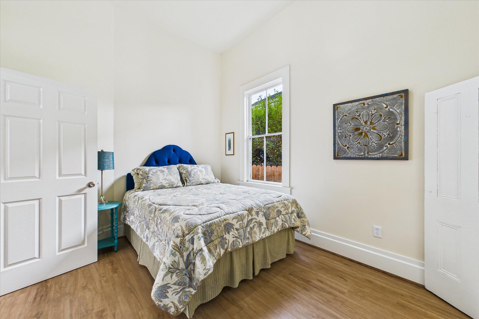 1431 6th Street