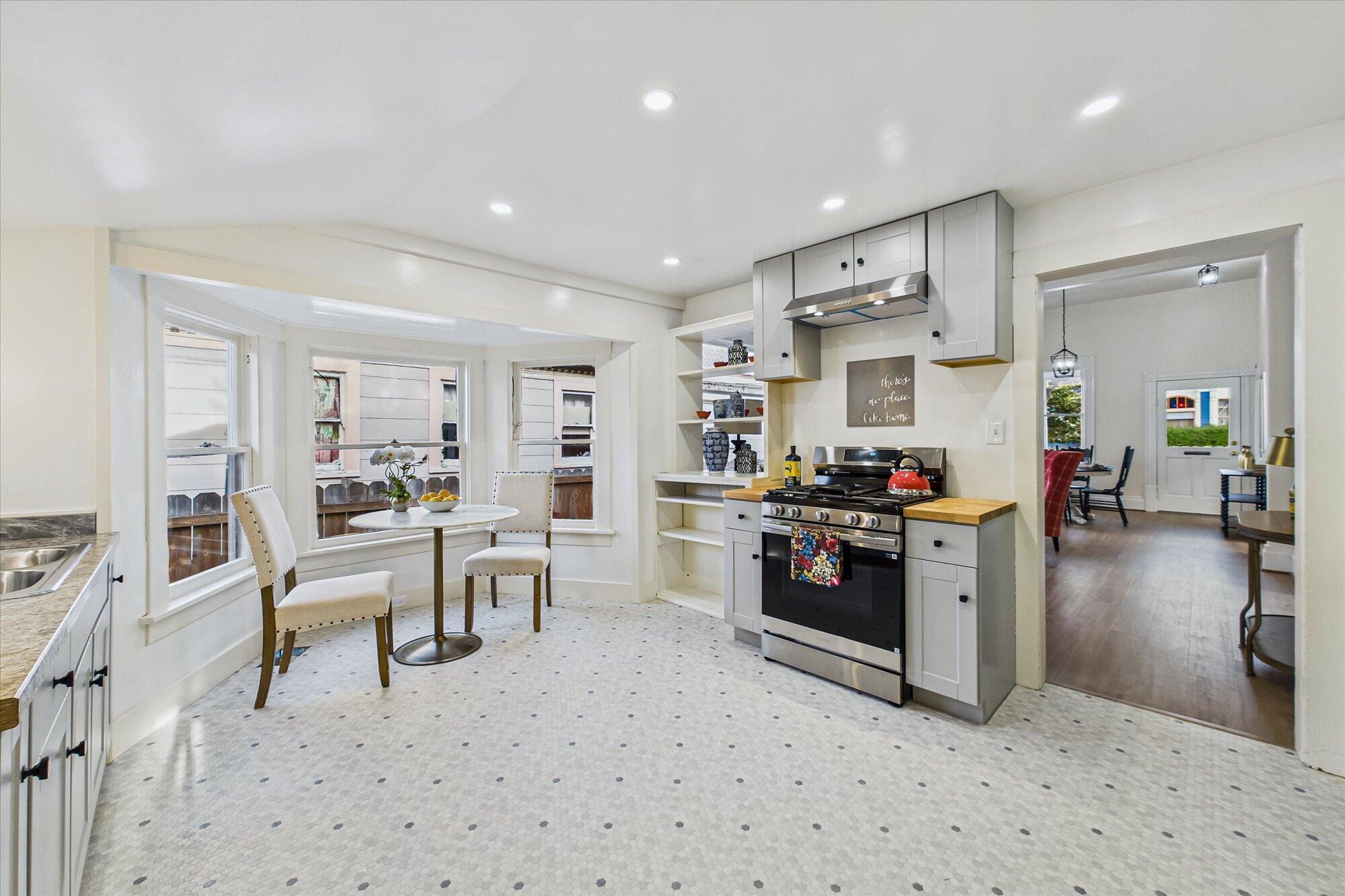 1431 6th Street