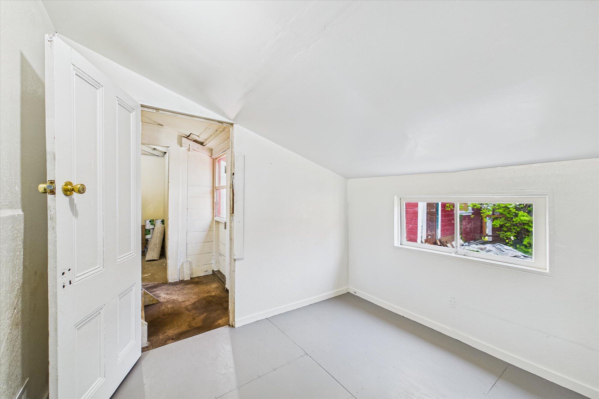 1431 6th Street