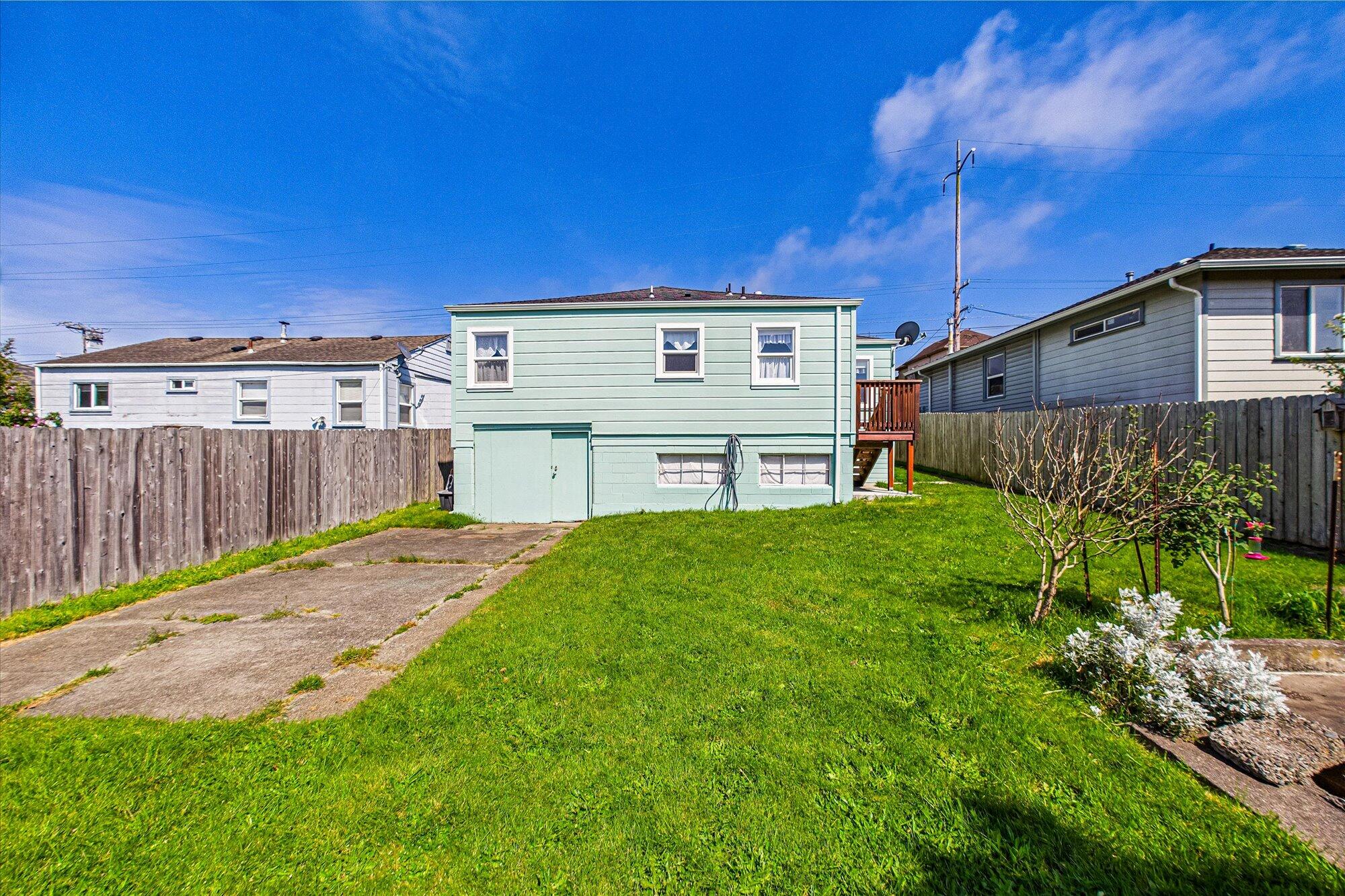2238 Albee Street
