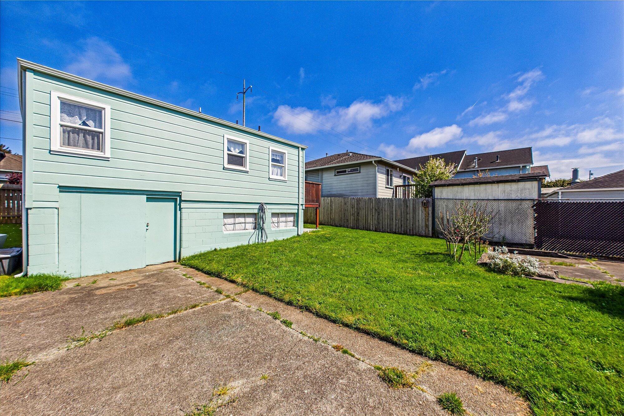 2238 Albee Street