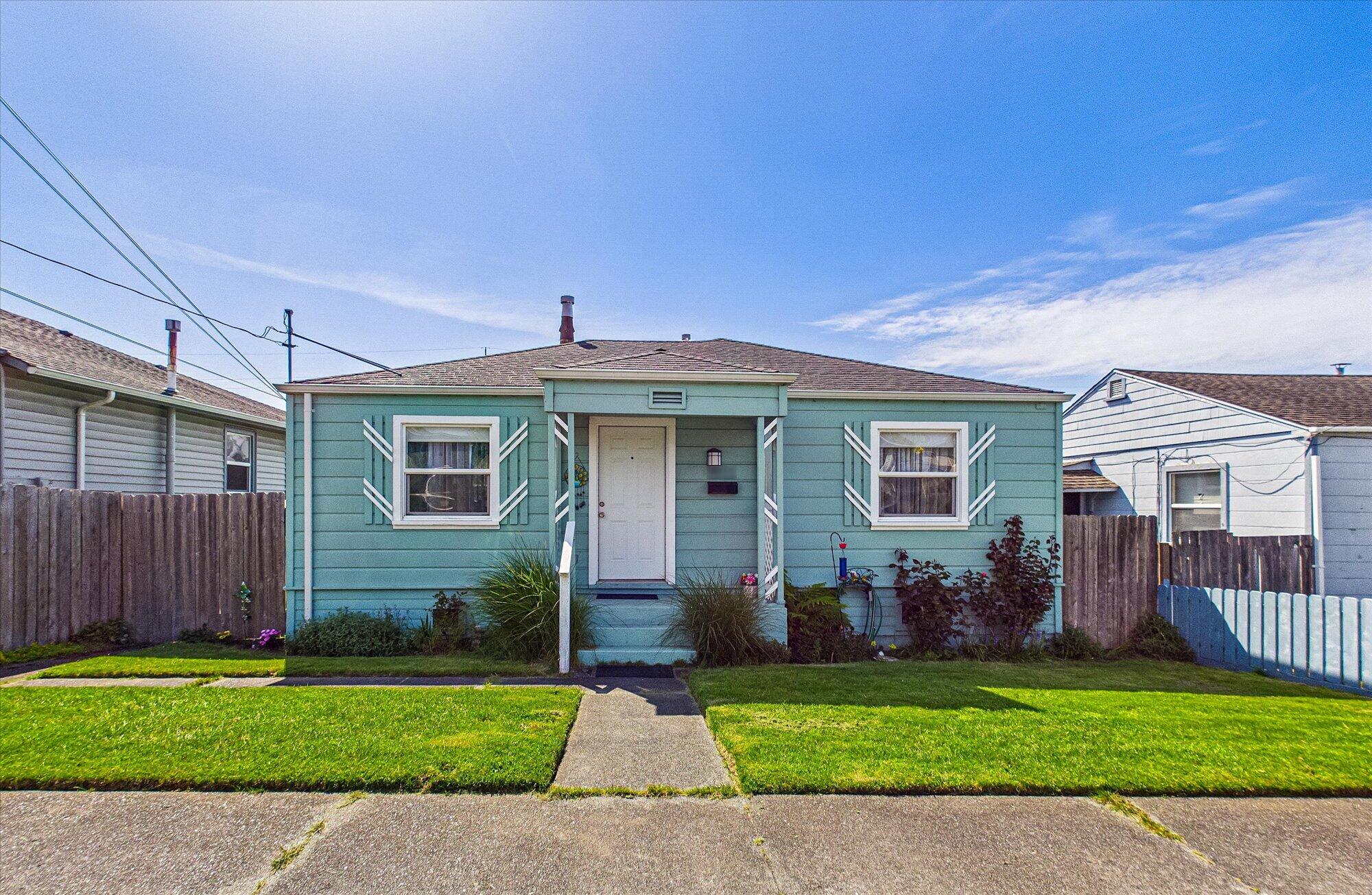 2238 Albee Street