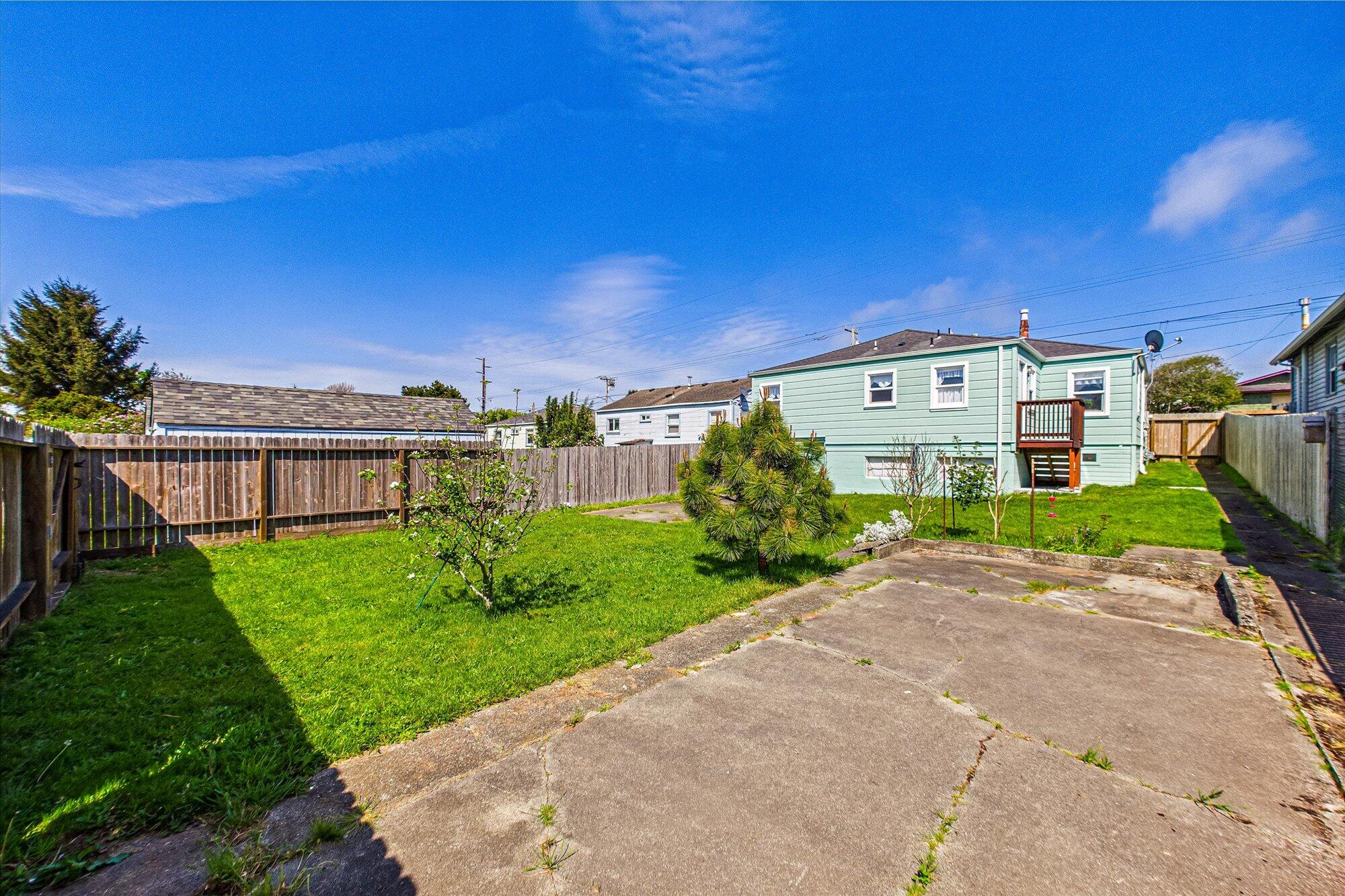 2238 Albee Street
