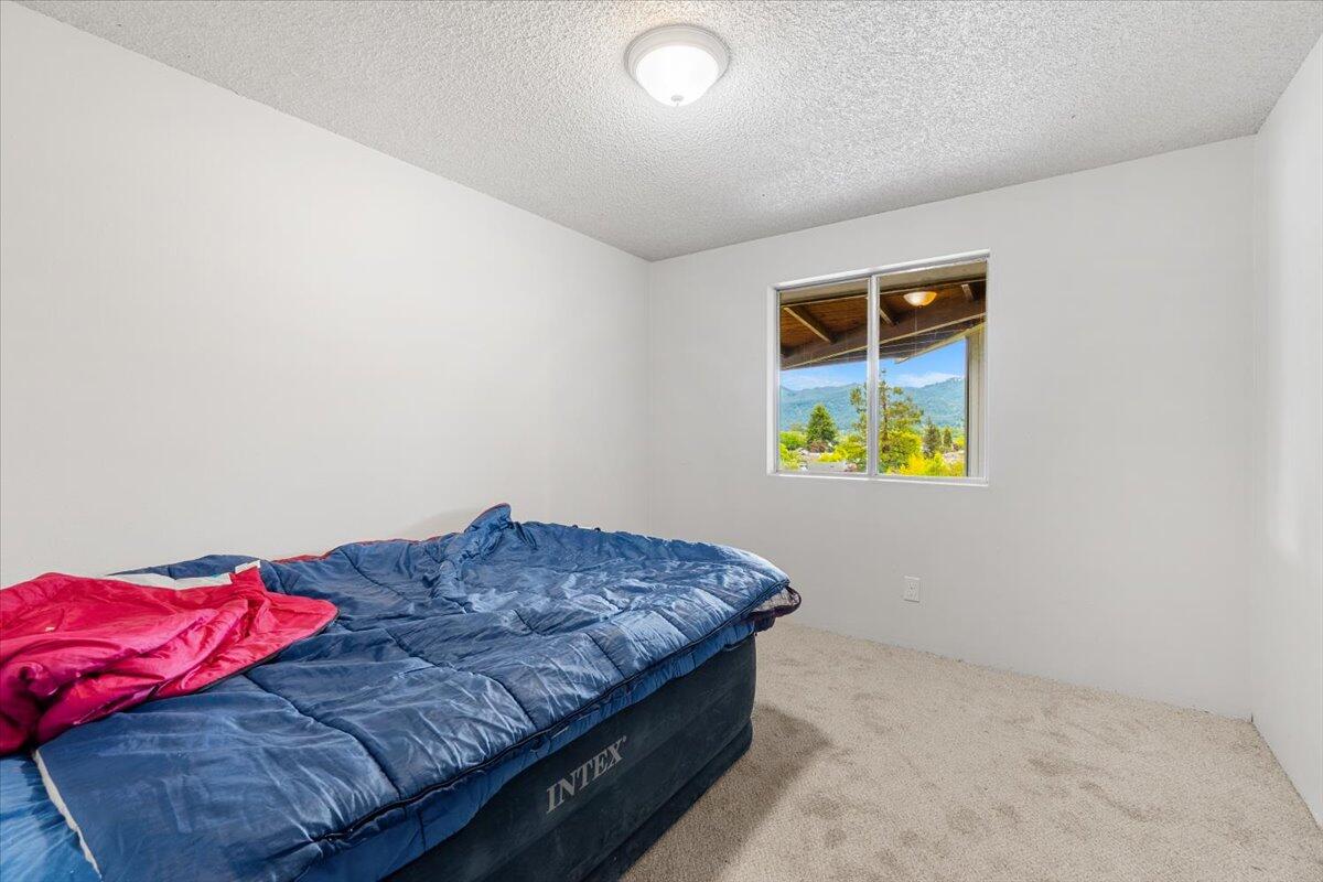 370 Blue Lake Boulevard