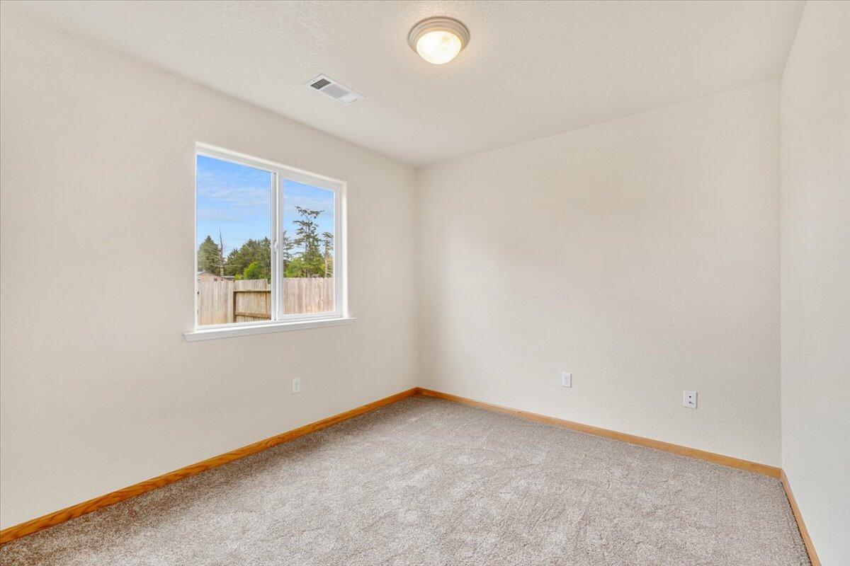 1978 Elmwood Place, McKinleyville