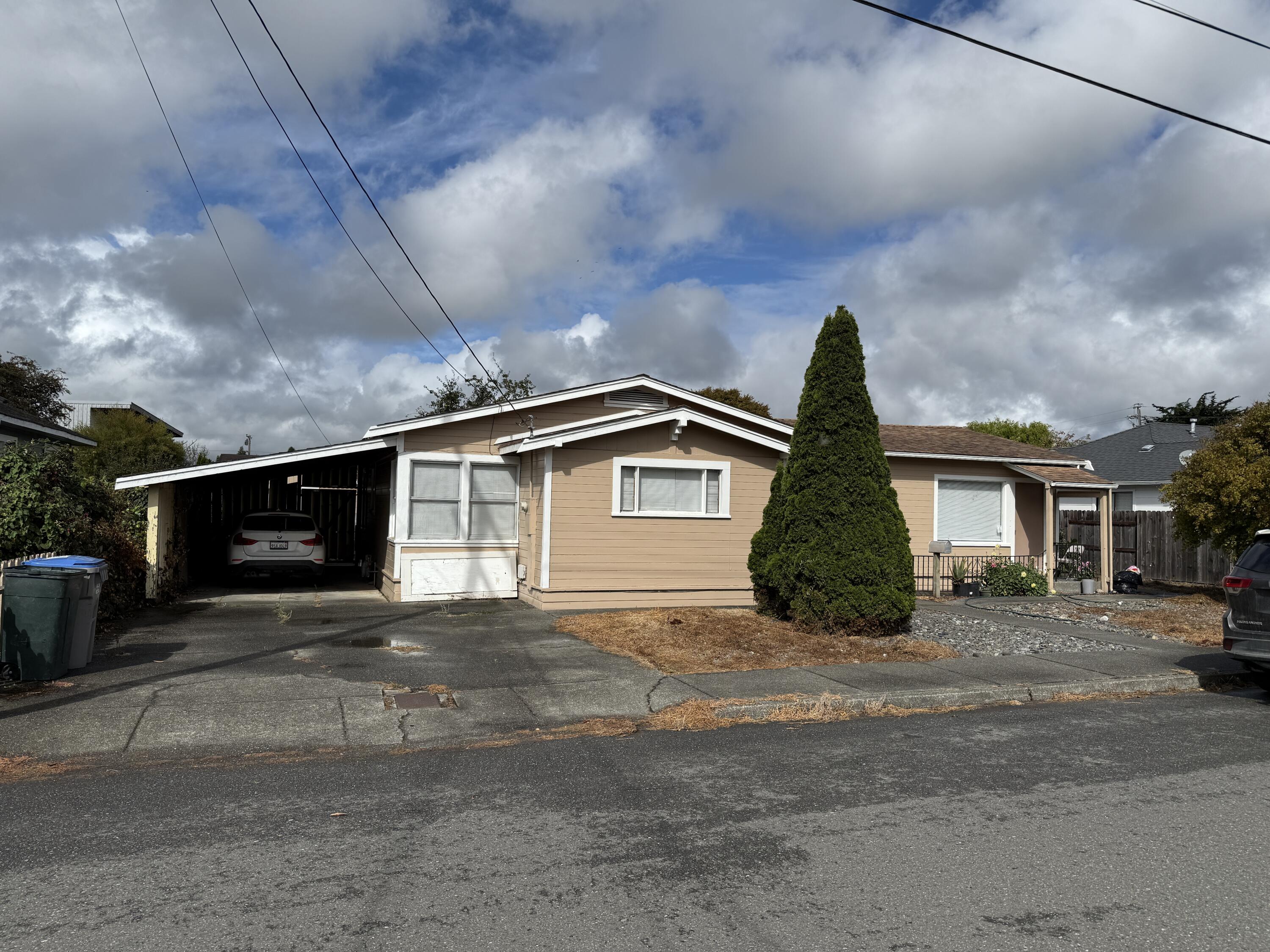 446 Spring Street