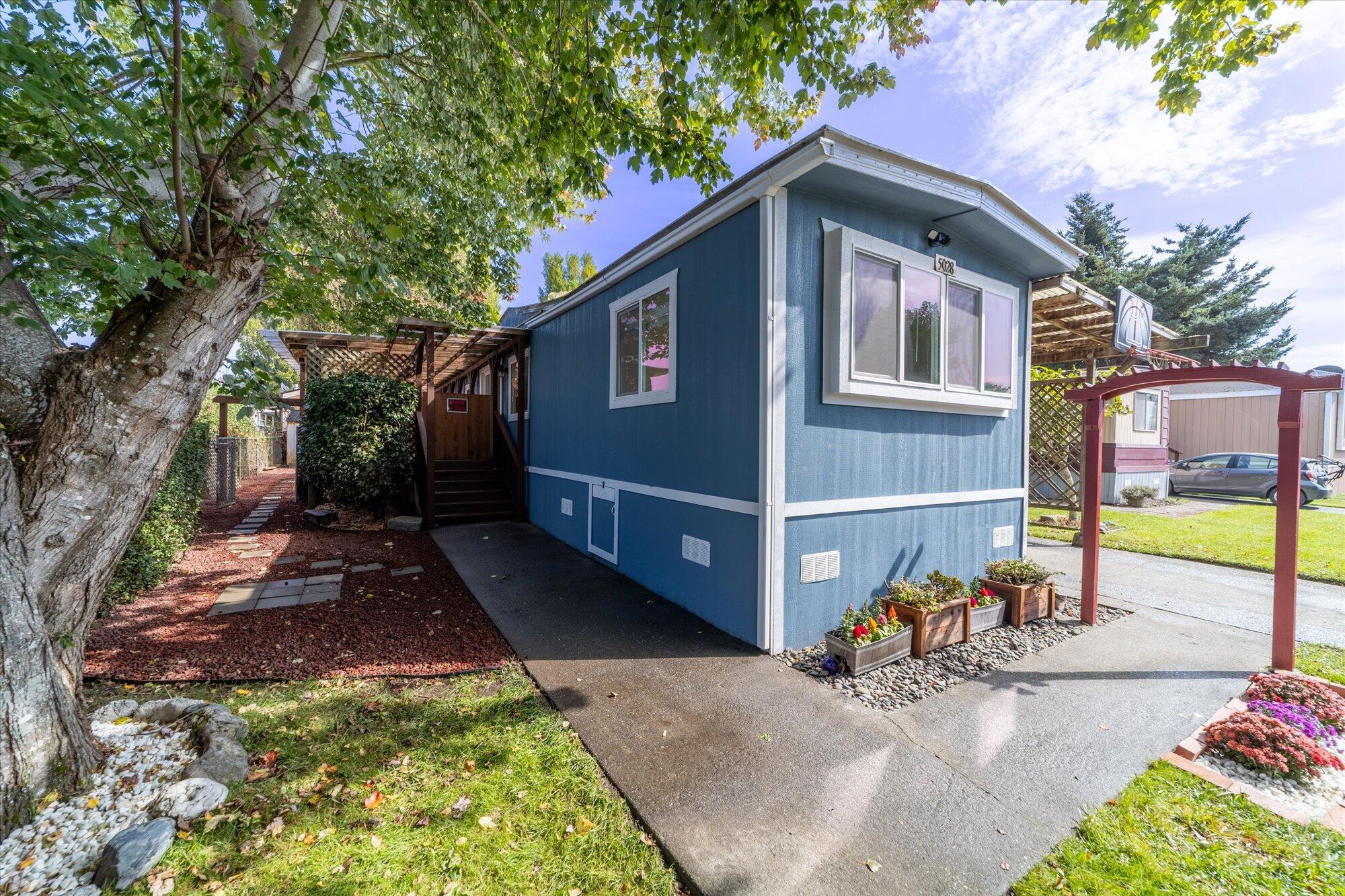 5028 Ponderosa Way, 112
