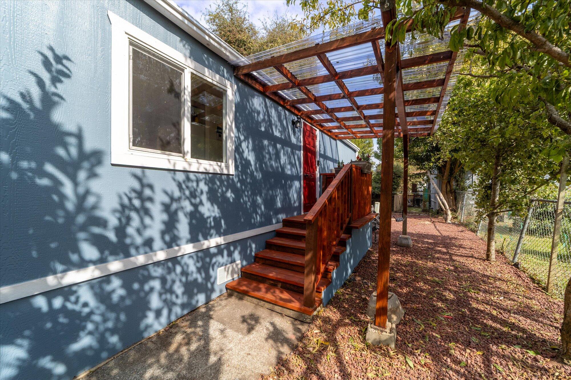5028 Ponderosa Way, 112