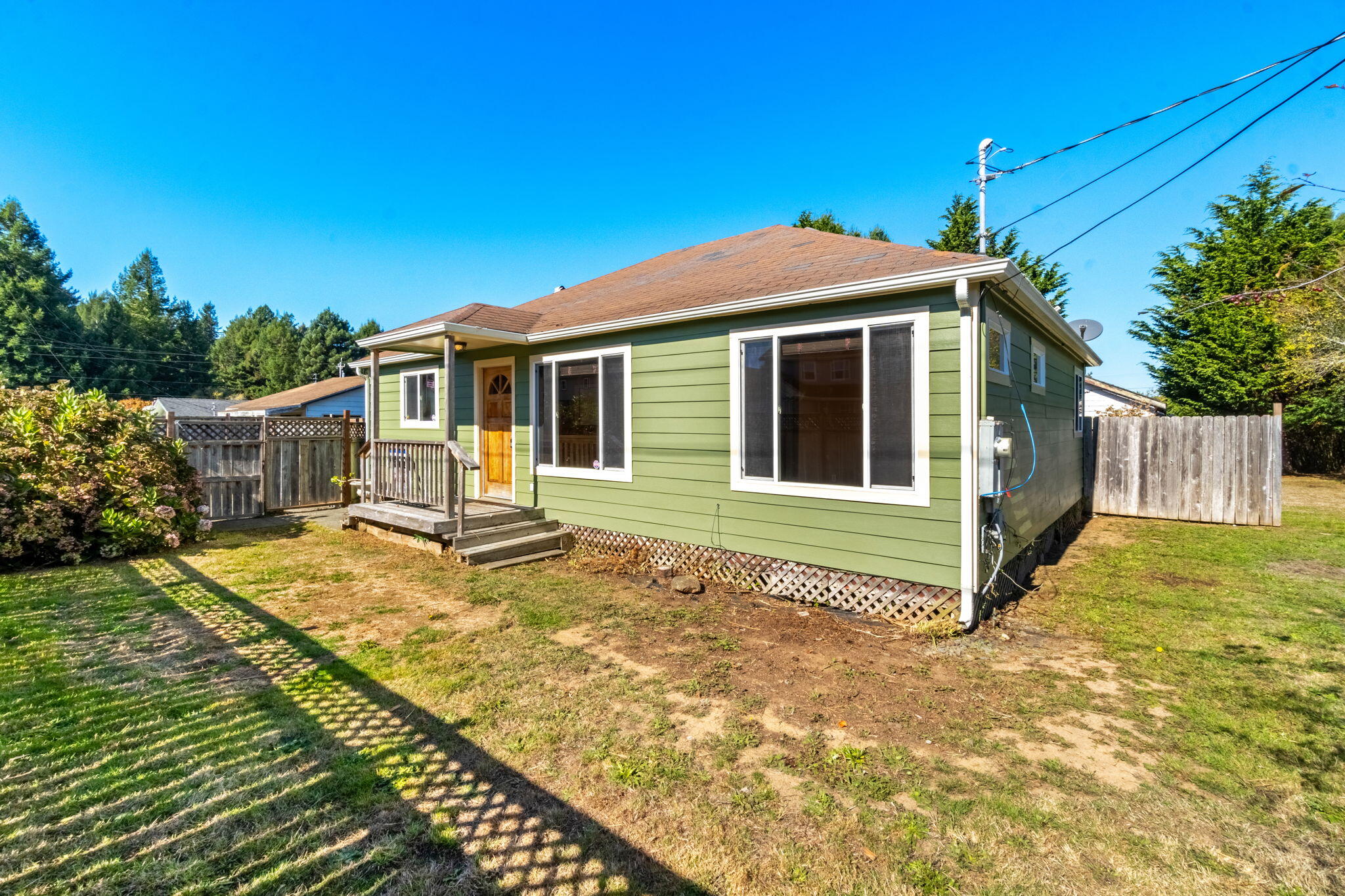 1957 Gage Lane, Eureka